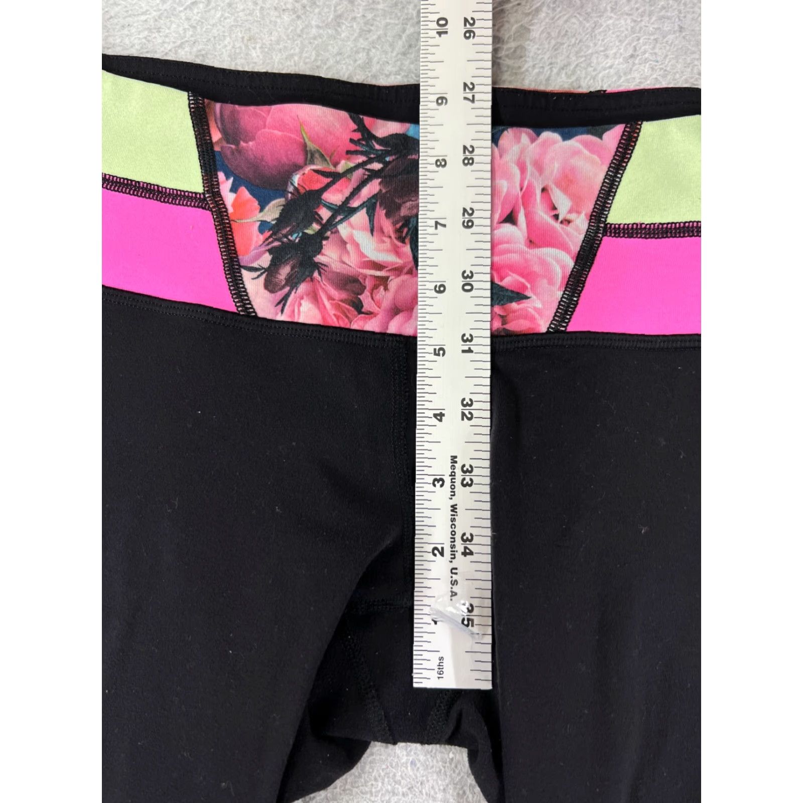 Lululemon Lululemon Pants Womens 8 Black Pink Wunder Under Crop Full-On Luon Floral READ Size 30" / US 8 / IT 44 - 7 Thumbnail