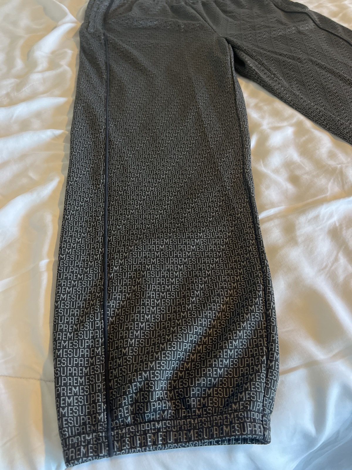 Supreme Supreme tracksuit Size US L / EU 52-54 / 3 - 12 Thumbnail