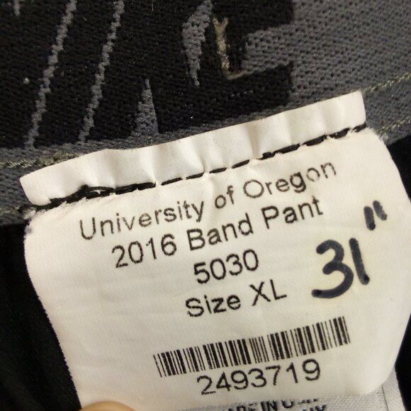 NCAA × Nike × Vintage Nike Oregon Ducks Band Team Issue Wind Pants Joggers Size US 34 / EU 50 - 5 Thumbnail