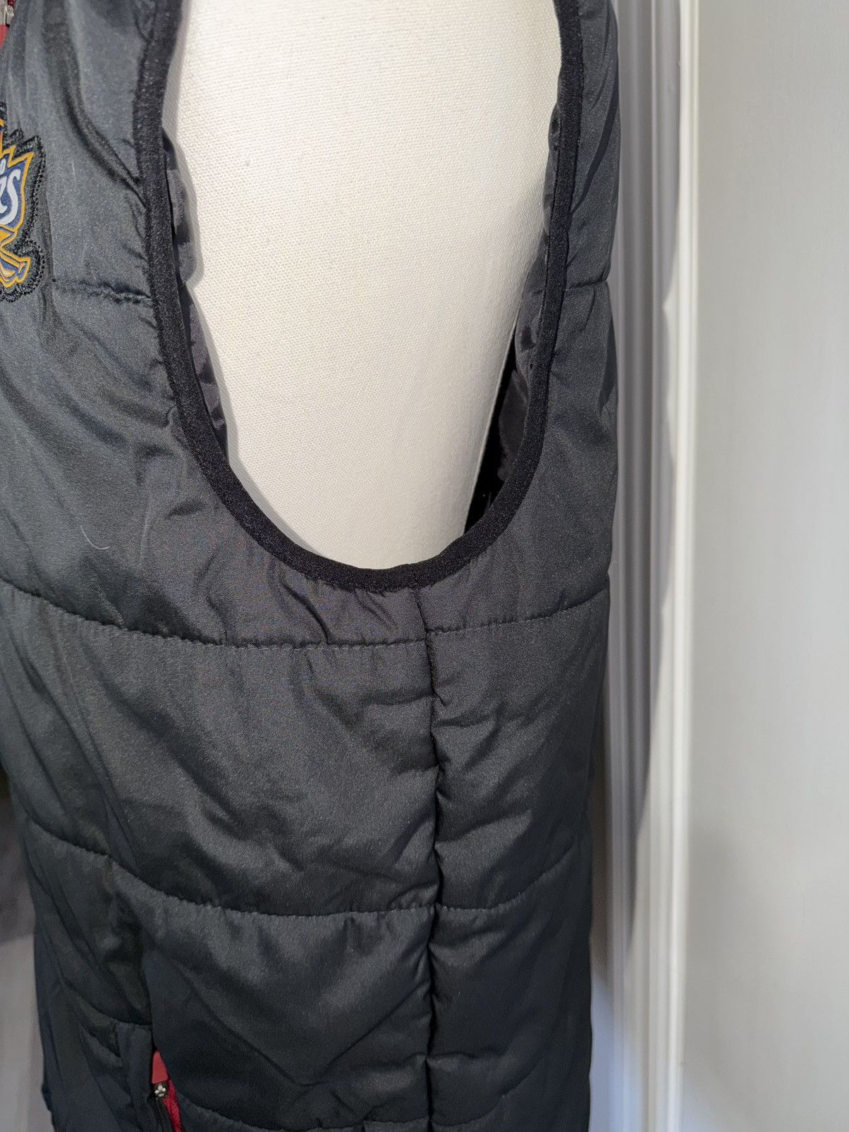 NBA Cleveland Cavaliers Black NBA Full Zip Puffer Vest Size L Size US L / EU 52-54 / 3 - 5 Thumbnail