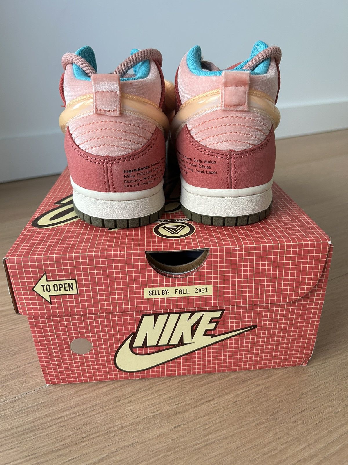 Nike × Social Status Nike Dunk Mid Free Lunch Strawberry Milk Size US 5.5 / IT 35.5 - 3 Thumbnail