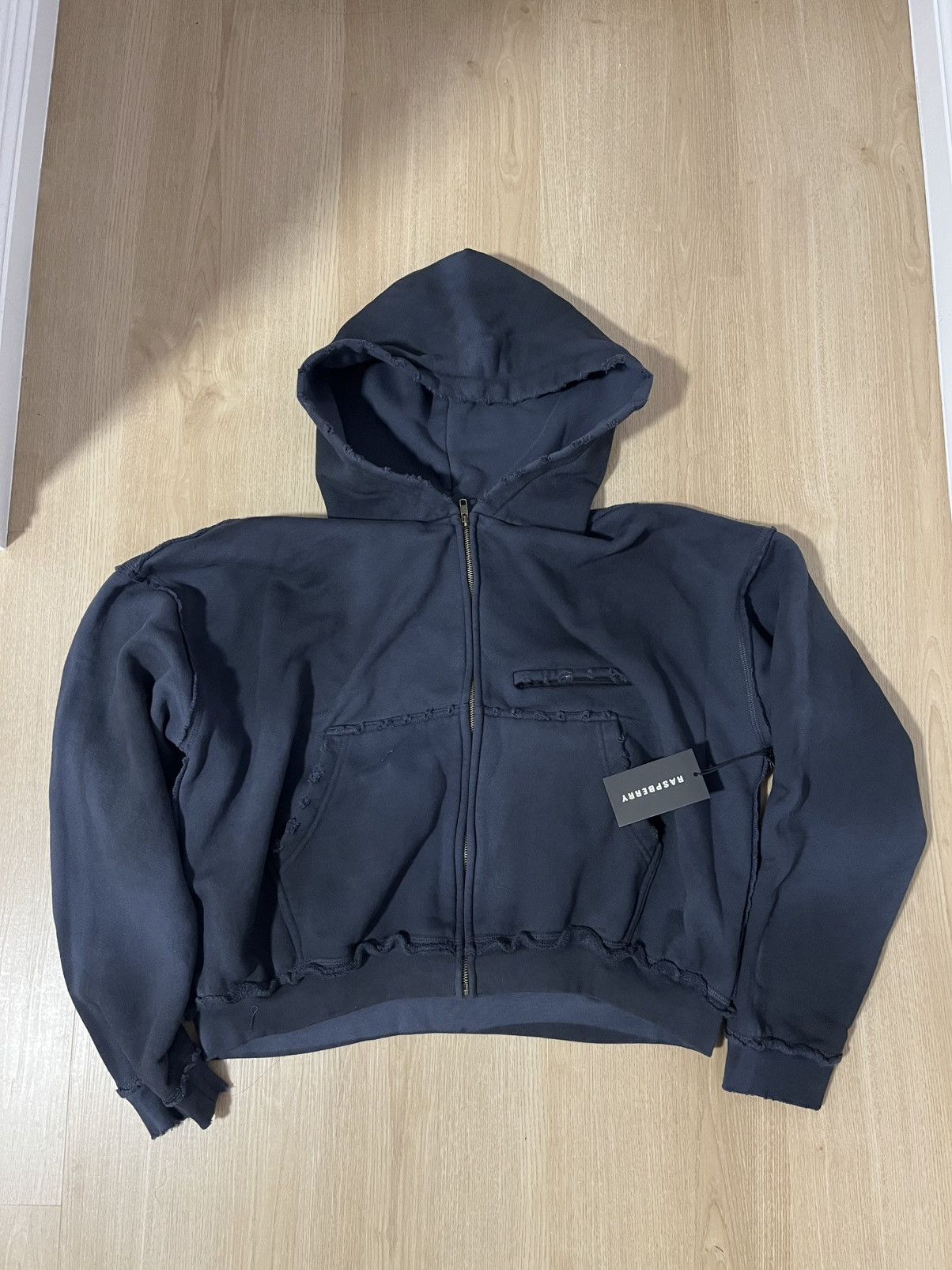 GV GALLERY RASPBERRY PAMELA ZIP HOODIE