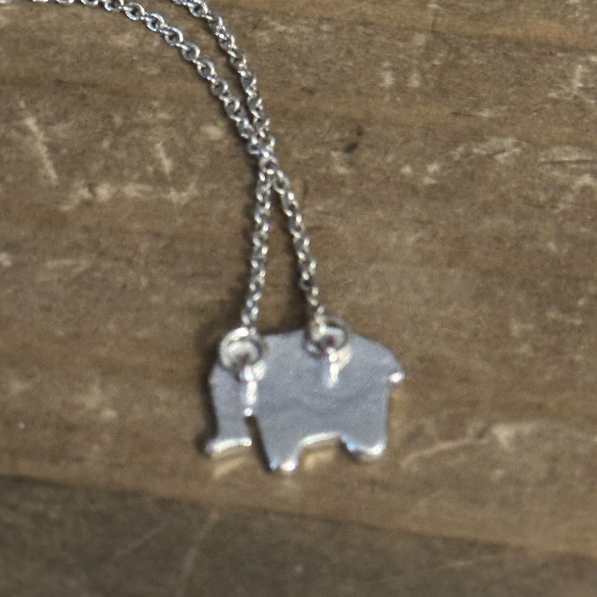 Other Silver tone origami elephant pendant necklace Size ONE SIZE - 4 Thumbnail