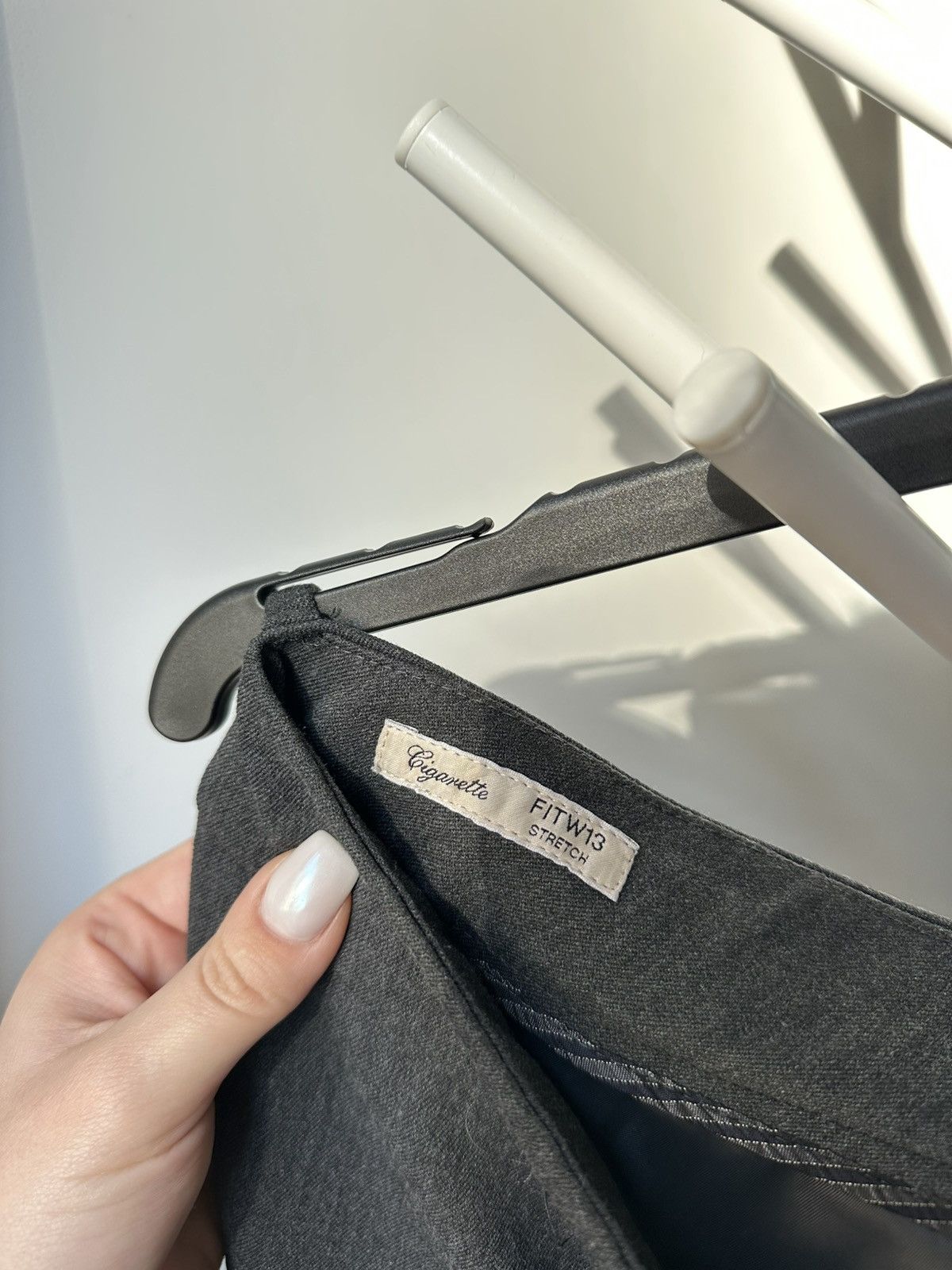 Weekend Max Mara Weekend Max Mara grey elegant pants Size 30" / US 8 / IT 44 - 3 Thumbnail