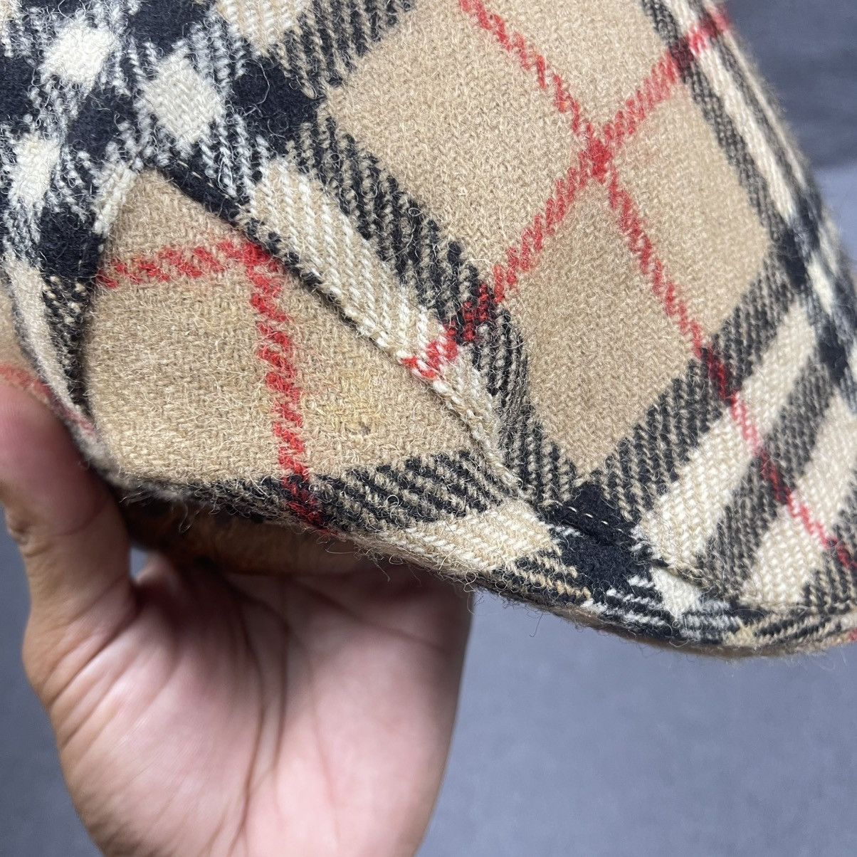 Burberry Burberry’s vintage nova check rare beret wool hat Size ONE SIZE - 7 Thumbnail