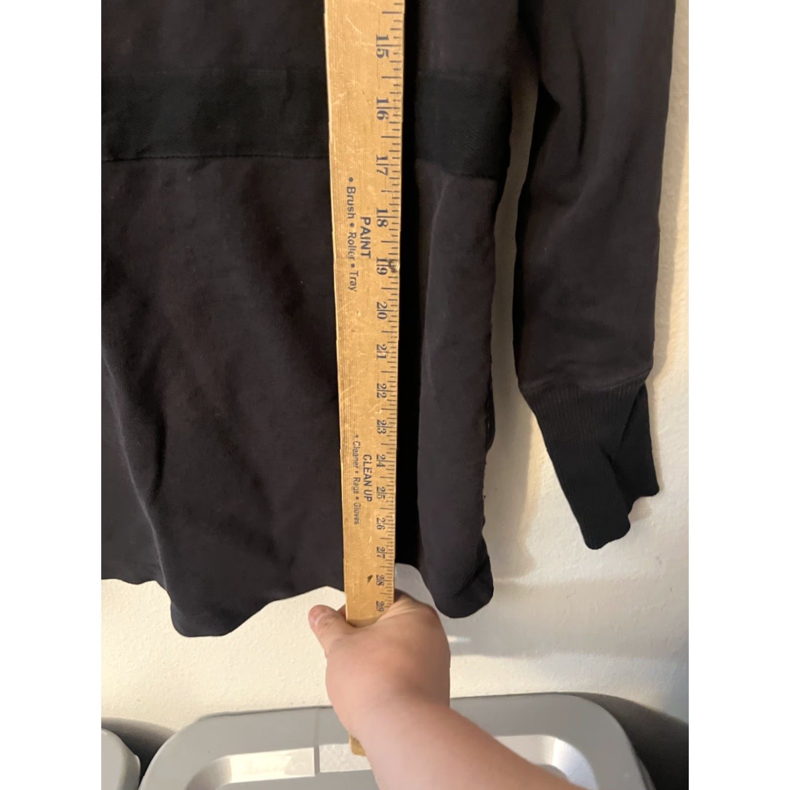 Old Navy Old Navy Hoodie Women’s M Black Full Zip Sweatshirt Drawstring Pockets Size M / US 6-8 / IT 42-44 - 4 Thumbnail