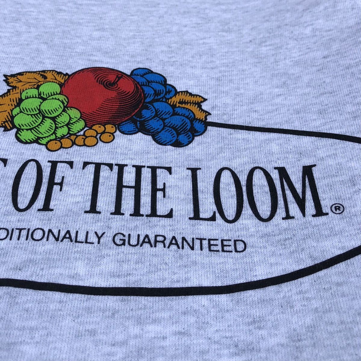 Fruit Of The Loom Vintage 90s Big Logo Fruit Of The Loom Sweatshirt Size US M / EU 48-50 / 2 - 5 Thumbnail