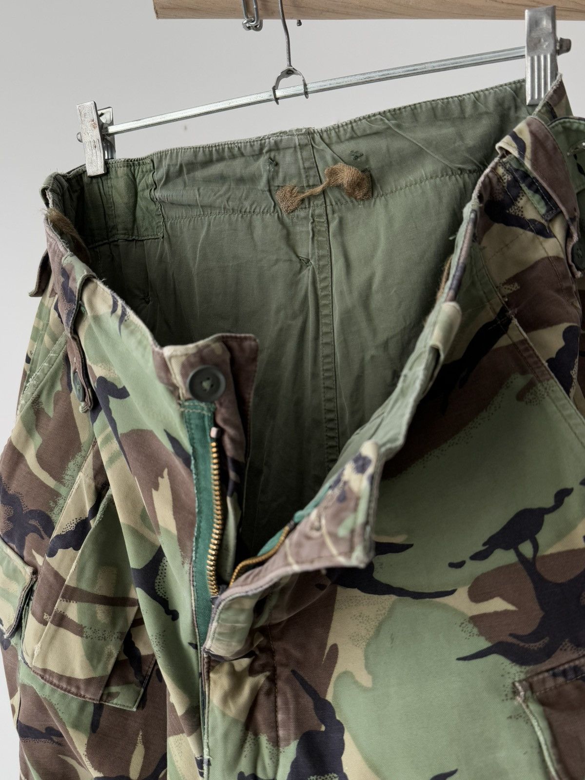 Vintage 1968 Pattern Vintage British Army DPM Camo Combat Suit Size US L / EU 52-54 / 3 - 12 Thumbnail