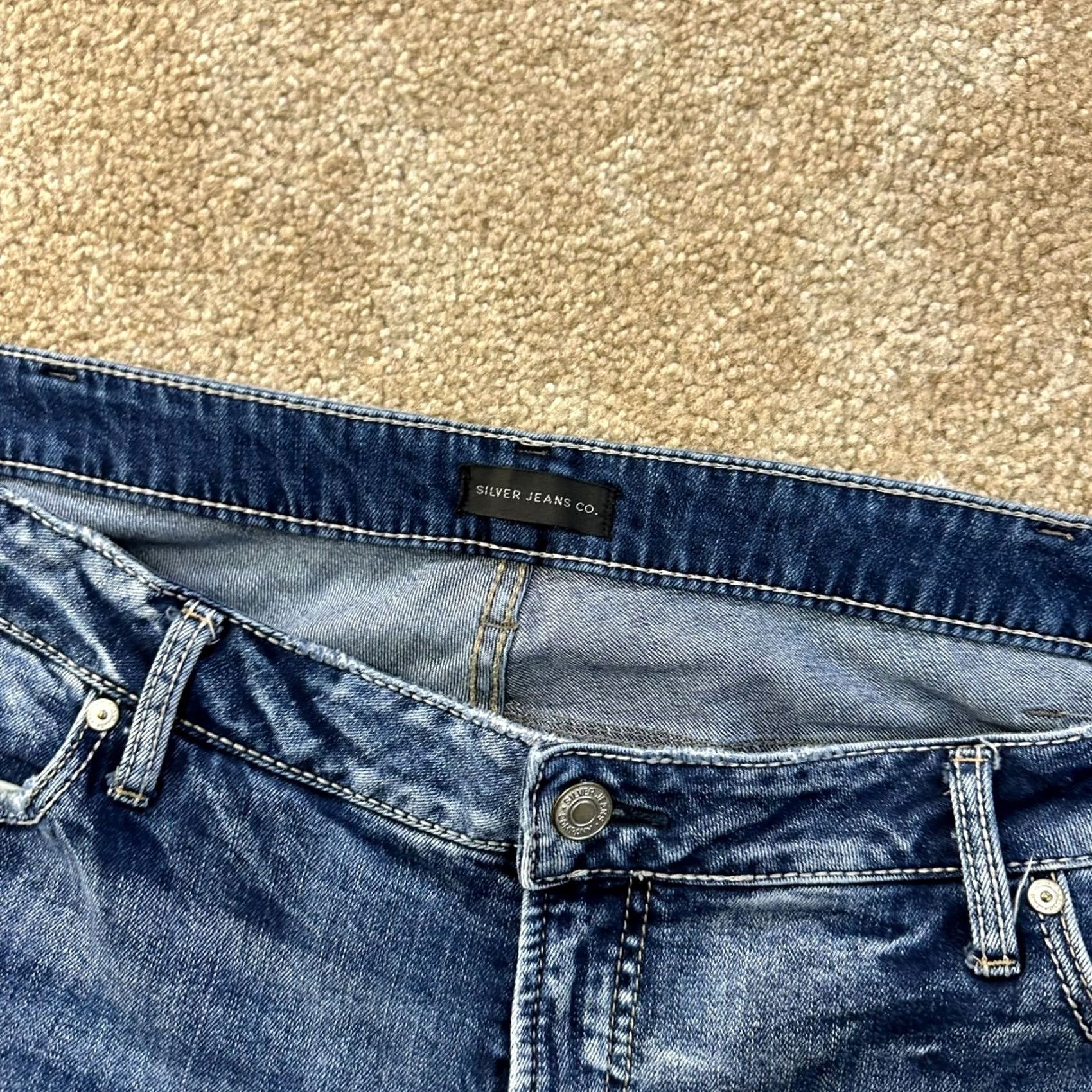 Silver Jeans Co. VINTAGE? No — Silver Jeans Suki Bootcut Jeans Womens 24x33 Blue Denim Stretch 5-Pocket Regular Slim Mid Rise Adult Womens Gold? Size 32" / US 10 / IT 46 - 3 Thumbnail