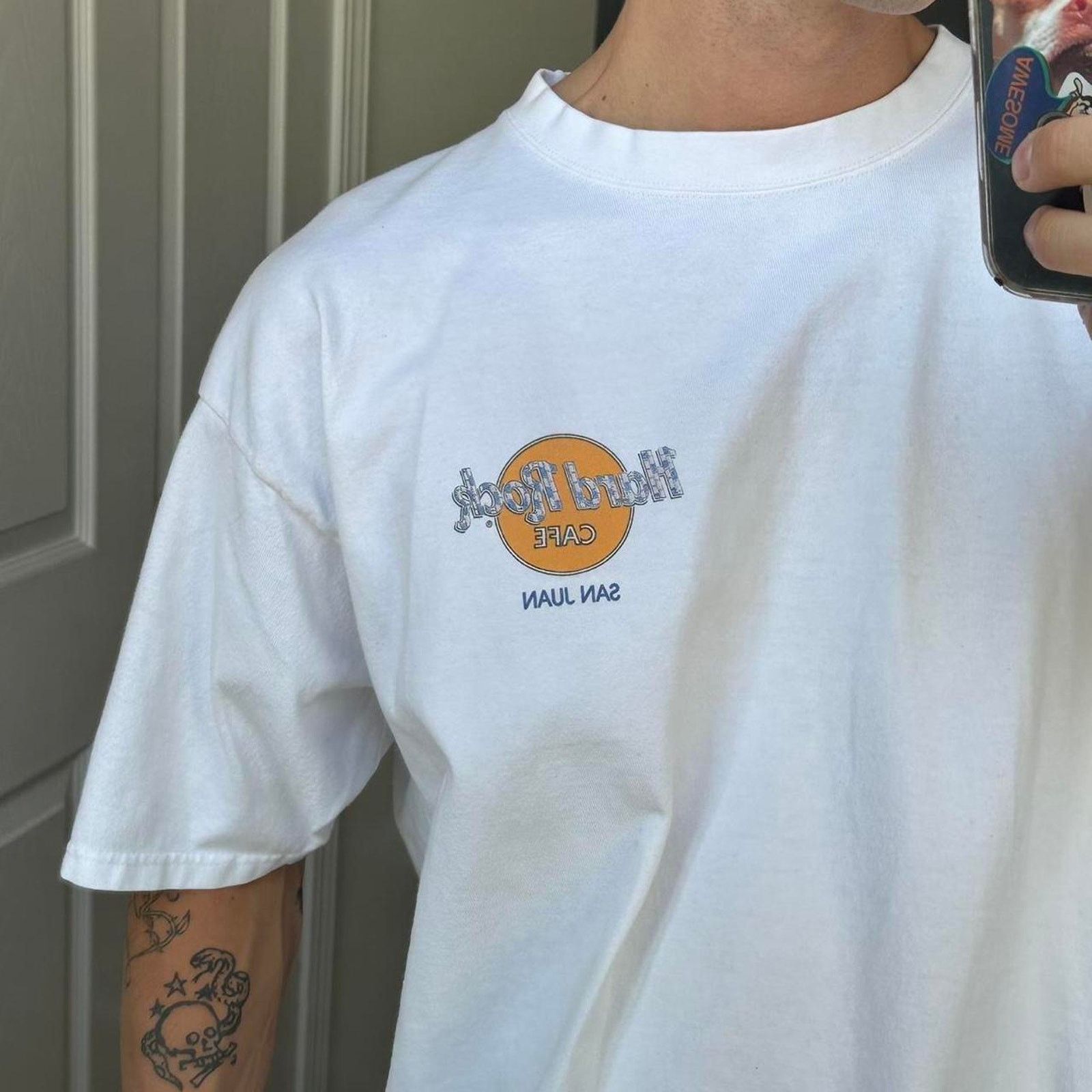 Hard Rock Cafe × Vintage Vintage Heavy Cotton Faded Worn Hard Rock Cafe Tee Shirt Size US XL / EU 56 / 4 - 4 Thumbnail