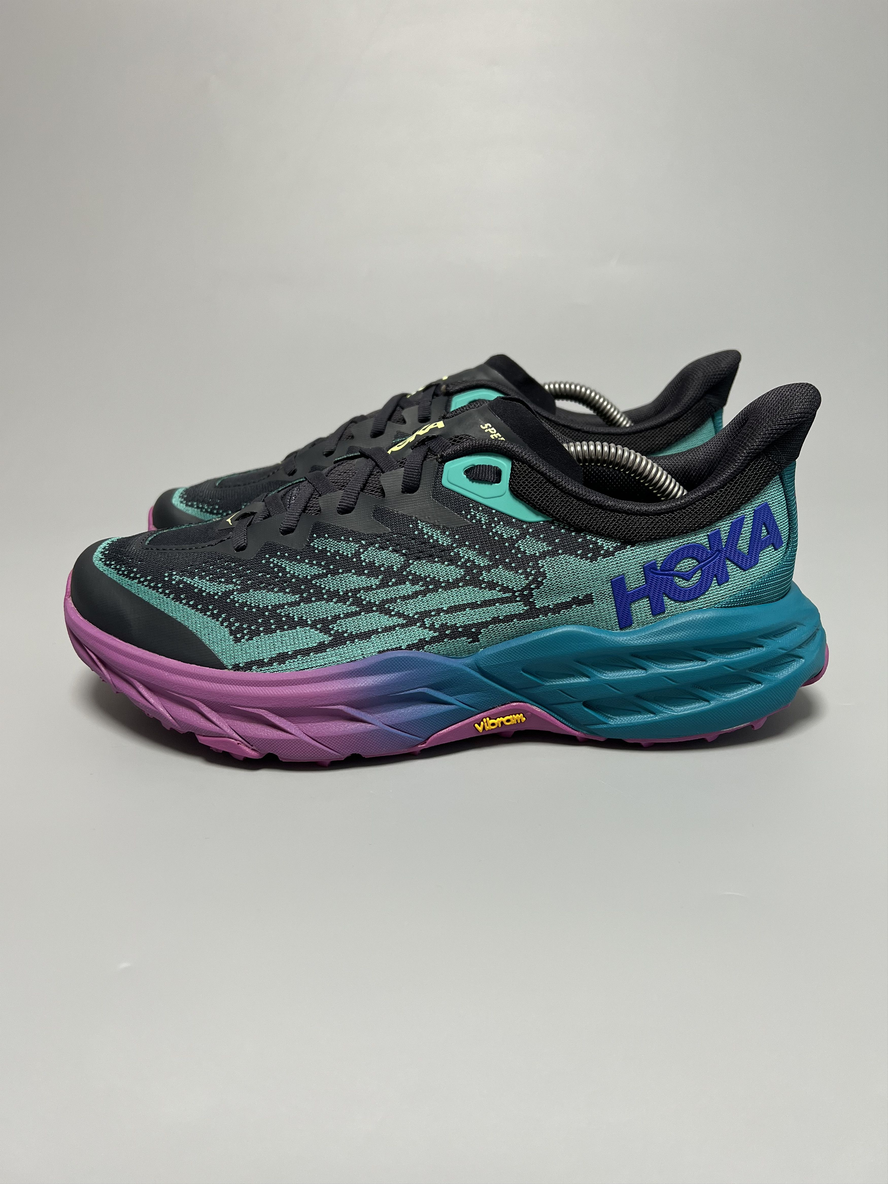 Hoka 9D Hoka One One Speedgoat 5 Trail Running Shoes 1123157-BGKY Size US 9 / EU 42 - 2 Thumbnail