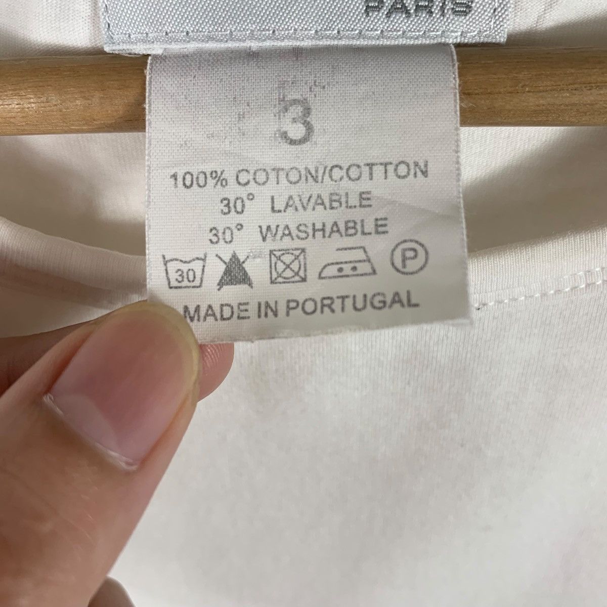 Designer × agnes b. AGNES B love sign printed white womens tee Size S / US 4 / IT 40 - 9 Thumbnail