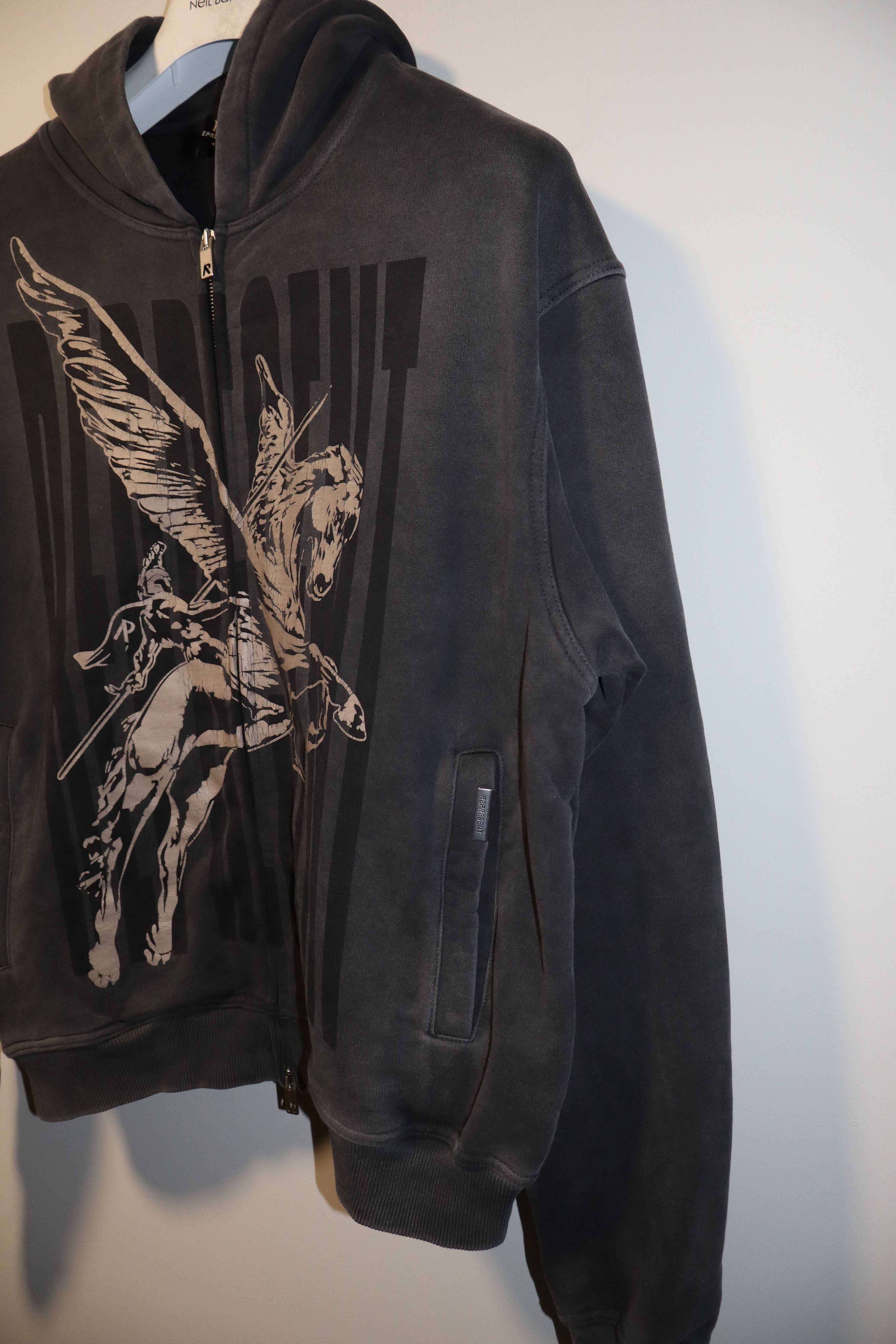 Represent Clo. Brand new! Icarus logo print zip hoodie Size US L / EU 52-54 / 3 - 7 Thumbnail