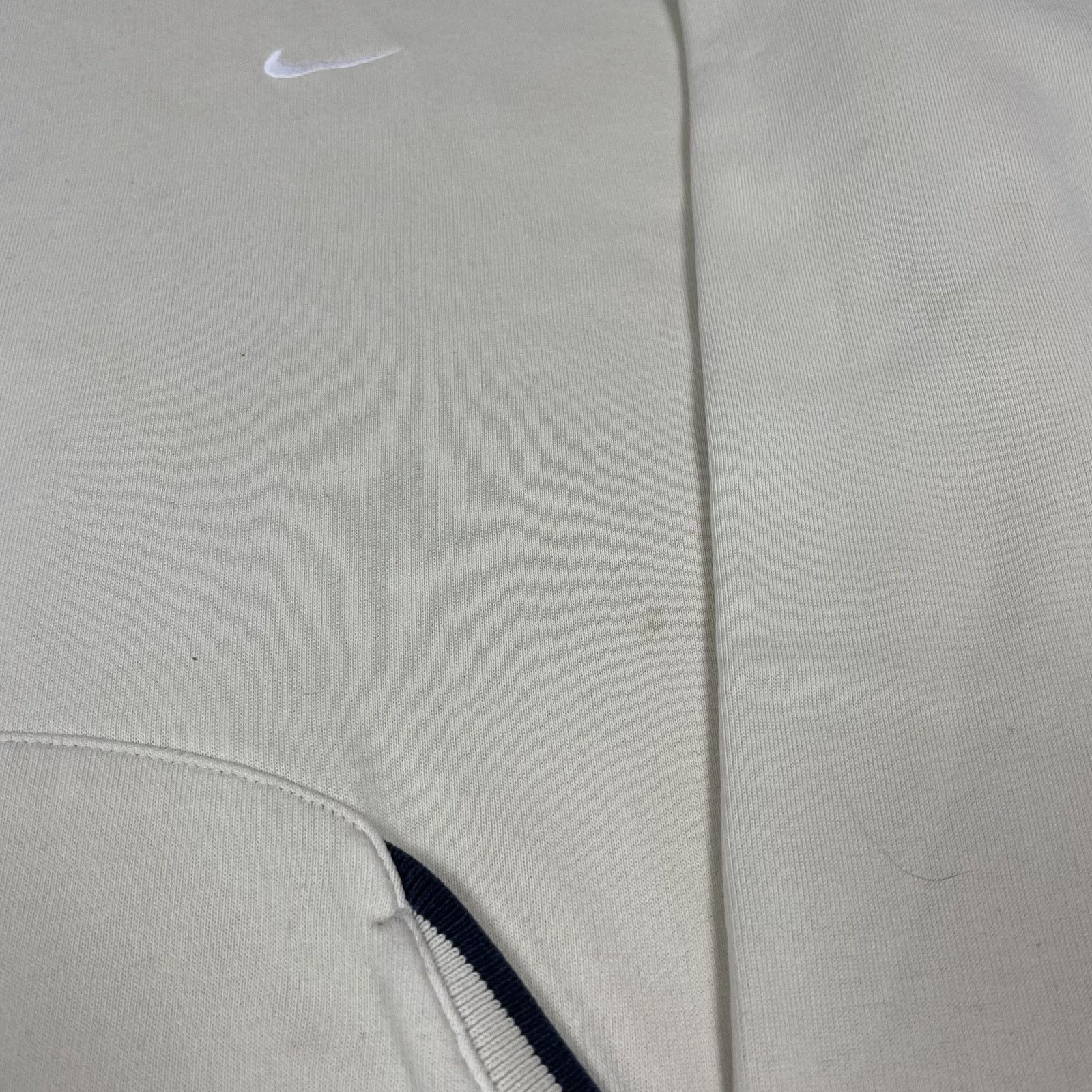 Nike × Vintage Nike Men's Ivory Swoosh Long Sleeve Pullover Hoodie Medium Size US M / EU 48-50 / 2 - 4 Thumbnail