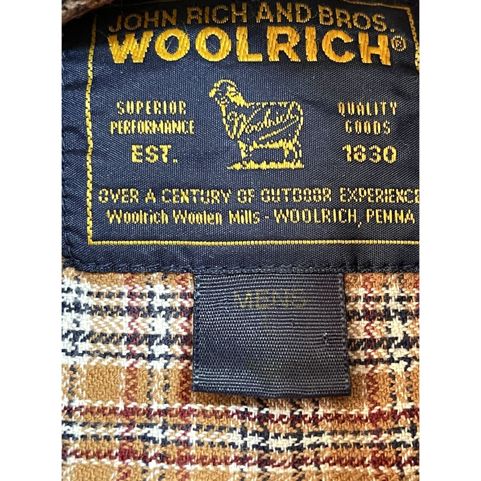 Vintage VINTAGE Woolrich Shirt Buck Skin Plaid Button-Up Flannel Checkered Sz L Men’s Regular Outdoor Woolrich Shirt Size US L / EU 52-54 / 3 - 2 Thumbnail