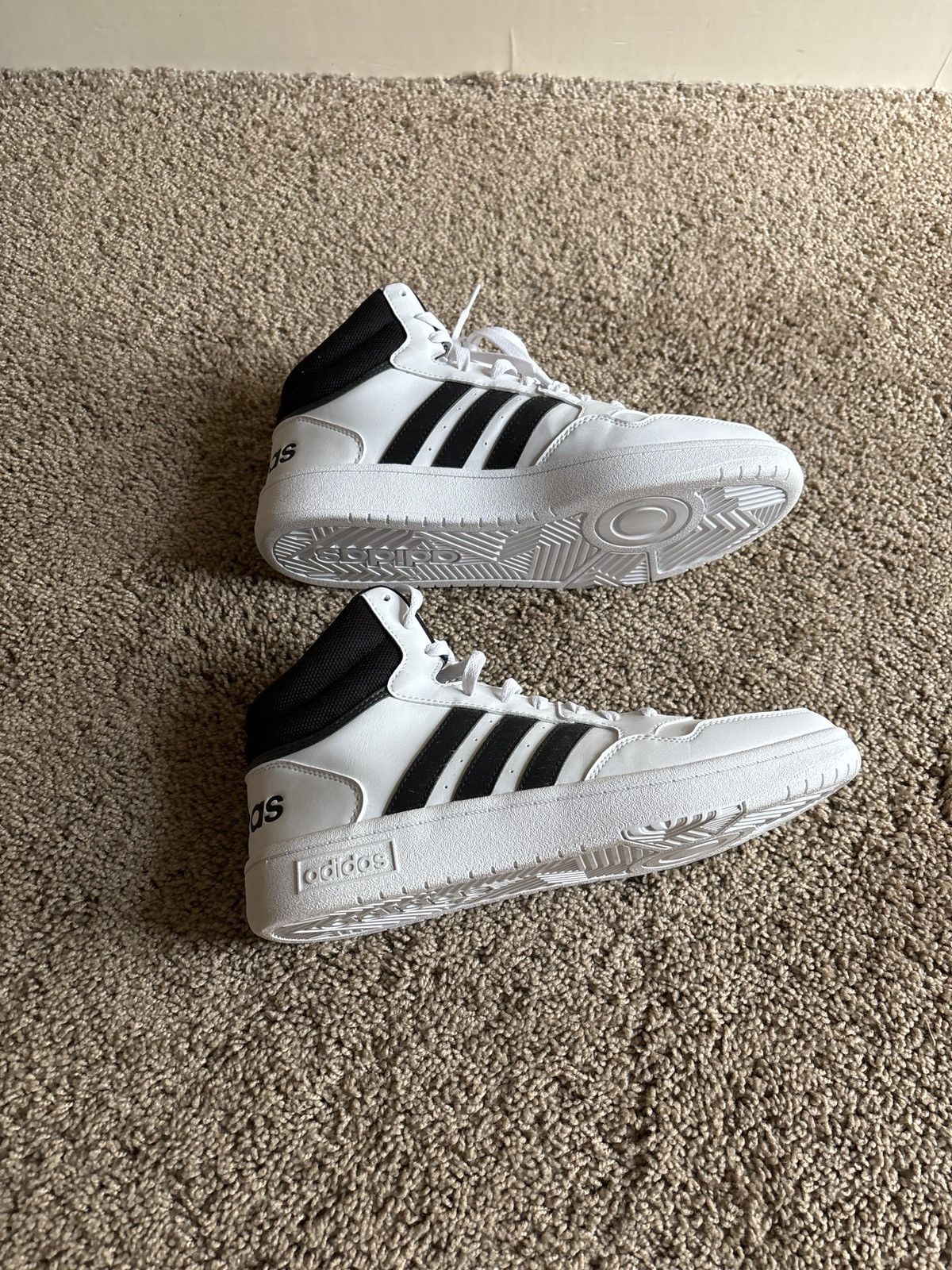 Adidas Adidas Hoops Mid Classic Vintage Size US 9 / EU 42 - 6 Thumbnail