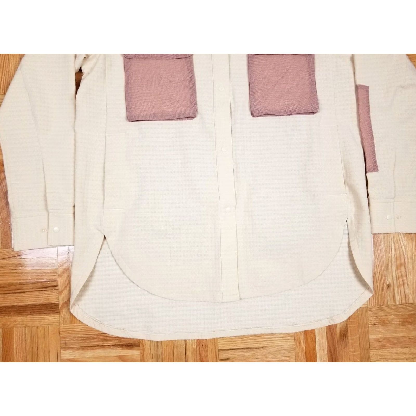 Lululemon Lululemon Oversize Active Button Up Shirt SZ 6 Plaid Multicolor Floral Western Women Casual Shirt Womens Size M / US 6-8 / IT 42-44 - 3 Thumbnail