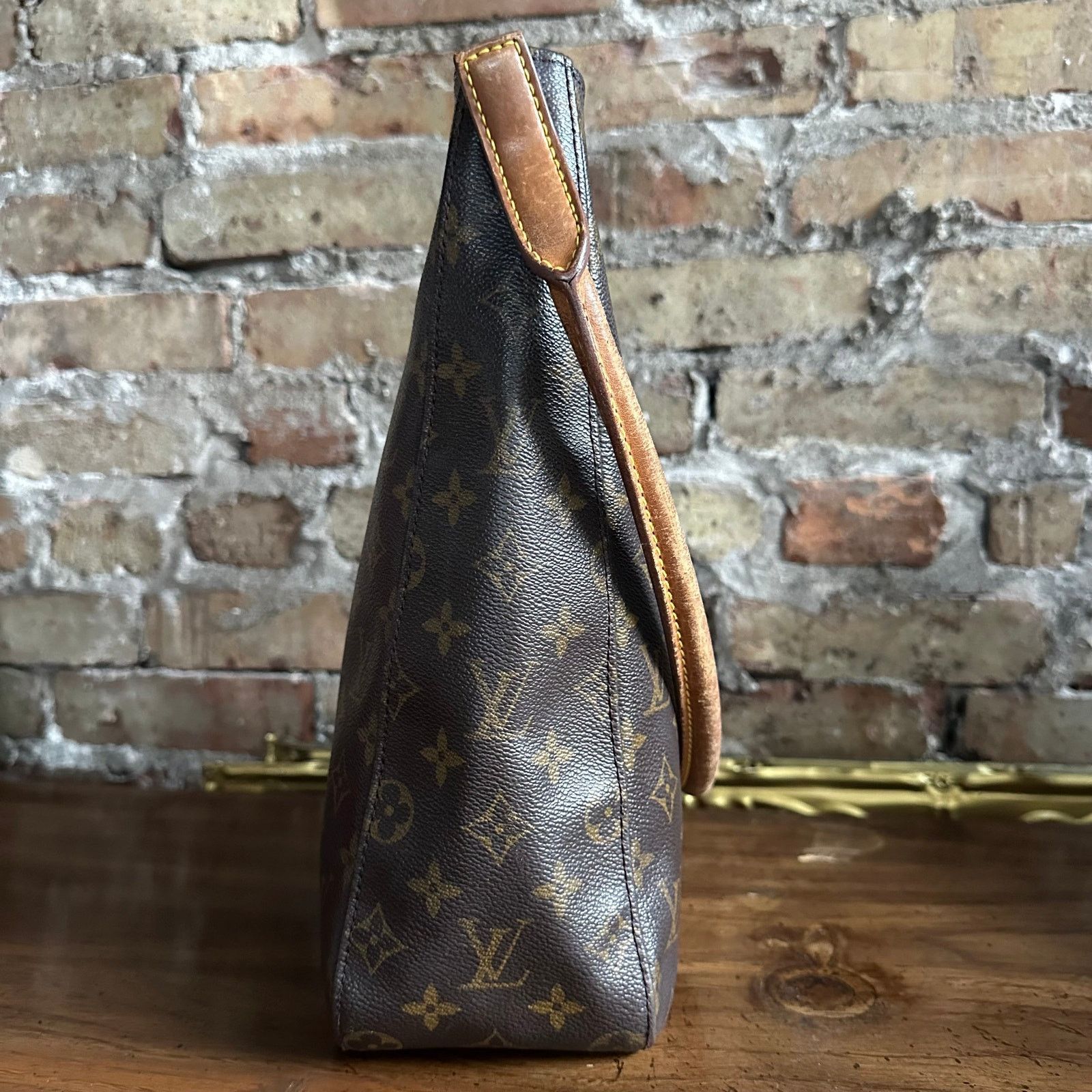 Louis Vuitton Vintage Louis Vuitton 2000 Monogram Looping GM Bag Size ONE SIZE - 5 Thumbnail