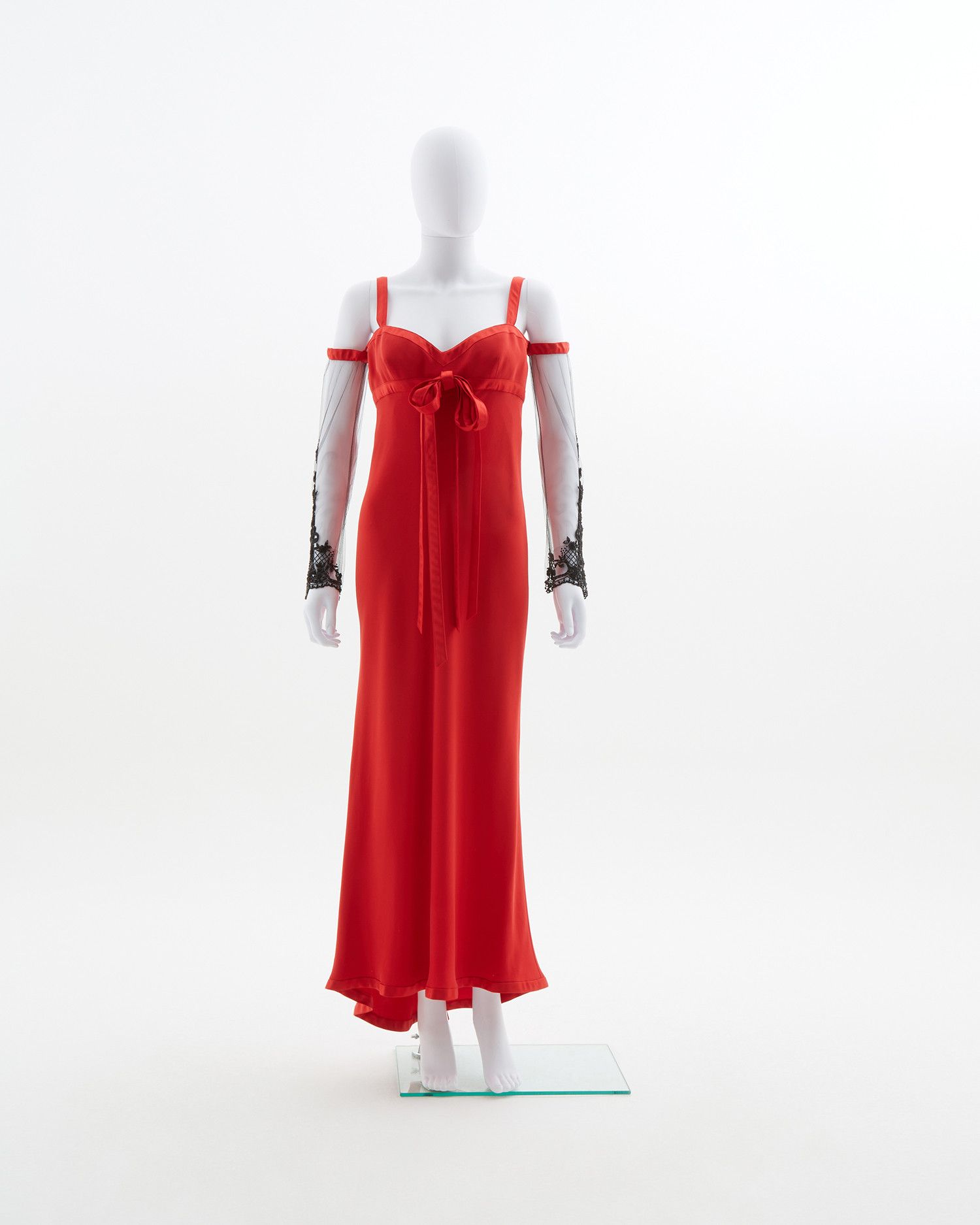 Valentino F/W 2005 Red evening Dress Size M / US 6-8 / IT 42-44 - 1 Thumbnail