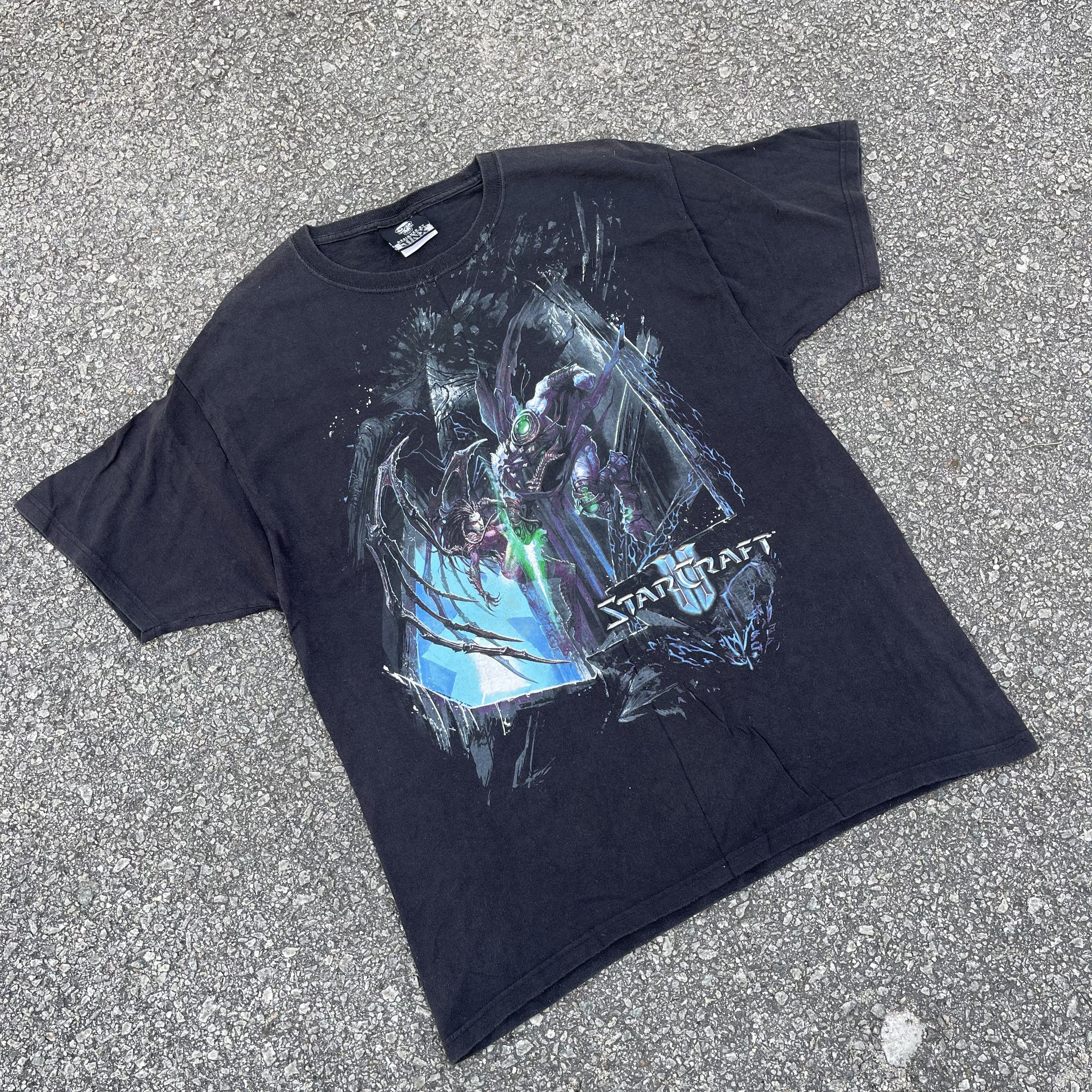 Microsoft × Vintage Vintage y2k Starcraft II PC Game “Izsha vs Zeratul” size L Size US L / EU 52-54 / 3 - 1 Thumbnail