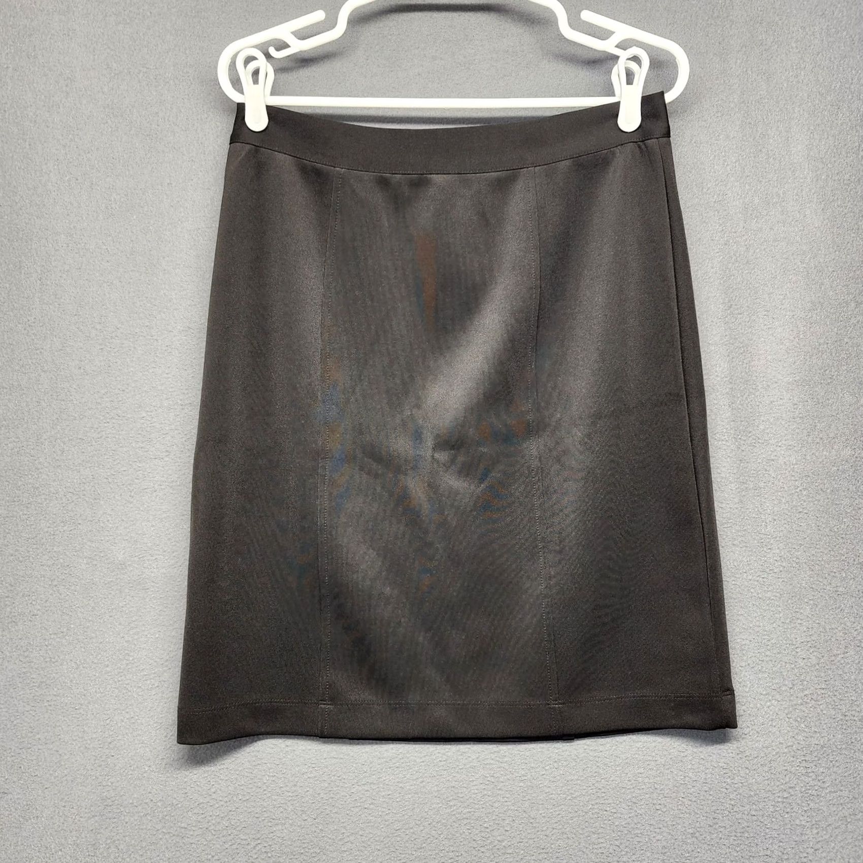Vintage VINTAGE Fredericks of Hollywood Skirt Womens 1X Black Pencil Stretch Back Zip Knee Length Womens 1X Black Pencil Skirt US vintage USA Size 40" / US 18 - 2 Thumbnail