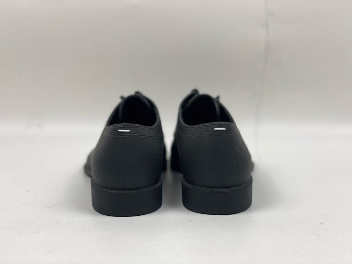 Maison Margiela Maison Margiela Rubber Tabi Derby Shoes Size US 8.5 / EU 41-42 - 10 Thumbnail