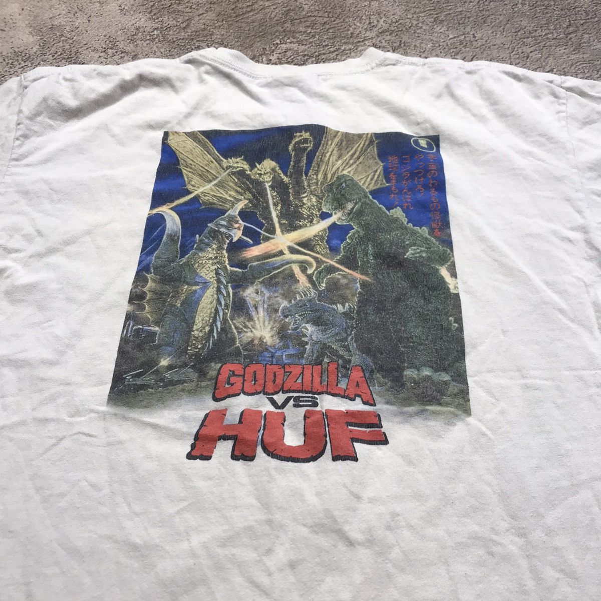 Vintage Vintage HUF Godzilla Graphic Tee Y2K Skate Streetwear Boxy L Size US L / EU 52-54 / 3 - 5 Thumbnail