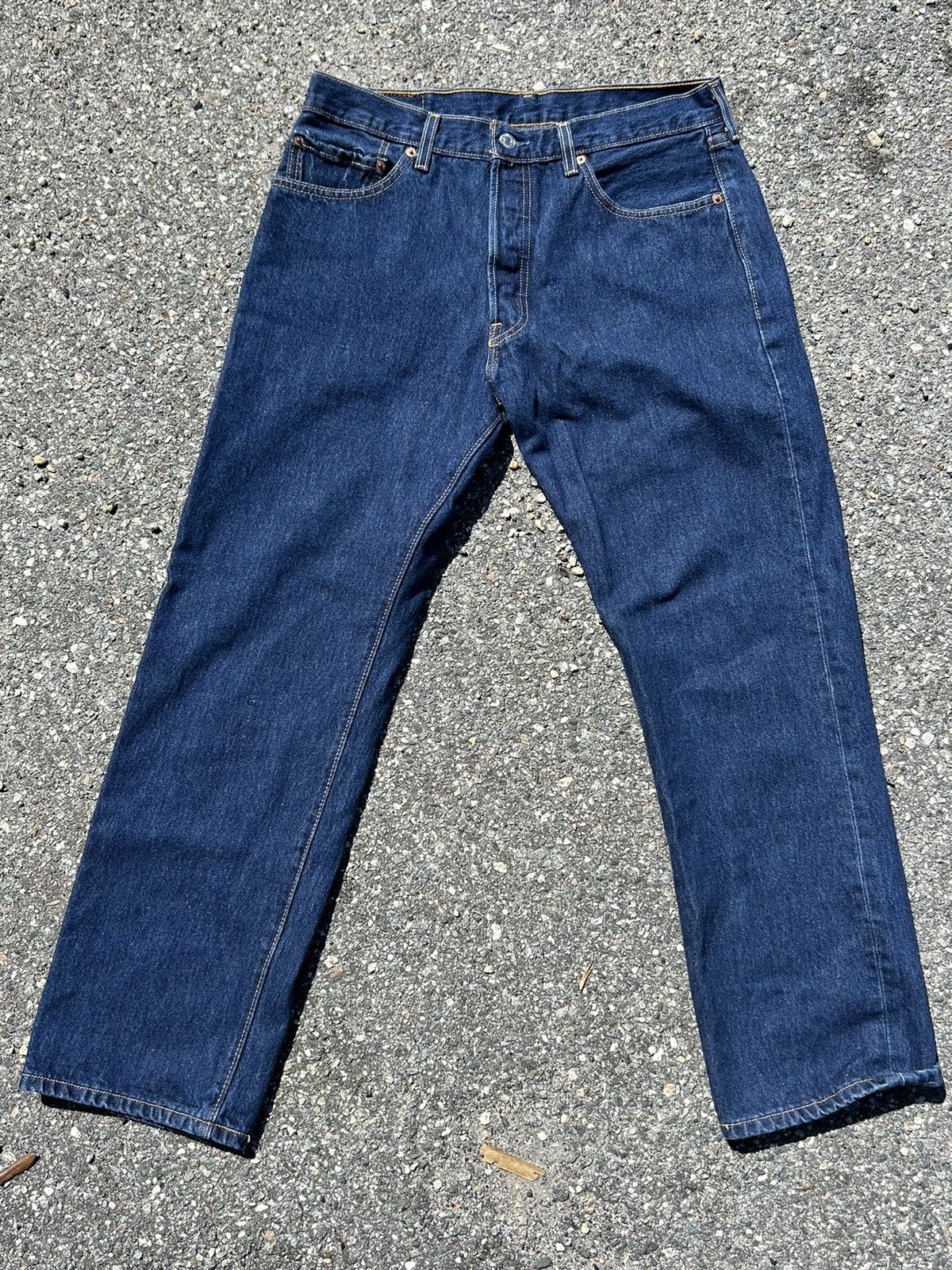 Levi's *Blank Tab* Vintage Levi’s Blue 501’s Size US 34 / EU 50 - 2 Thumbnail