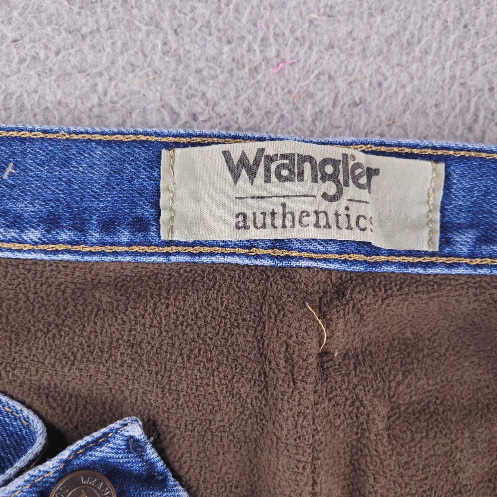Wrangler Wrangler Jeans Mens 38x31 Blue Sherpa Fleece Lined Warm Work Outdoor Camp Jeans Regular Mens 38 Blue 90s? Size US 38 / EU 54 - 2 Thumbnail