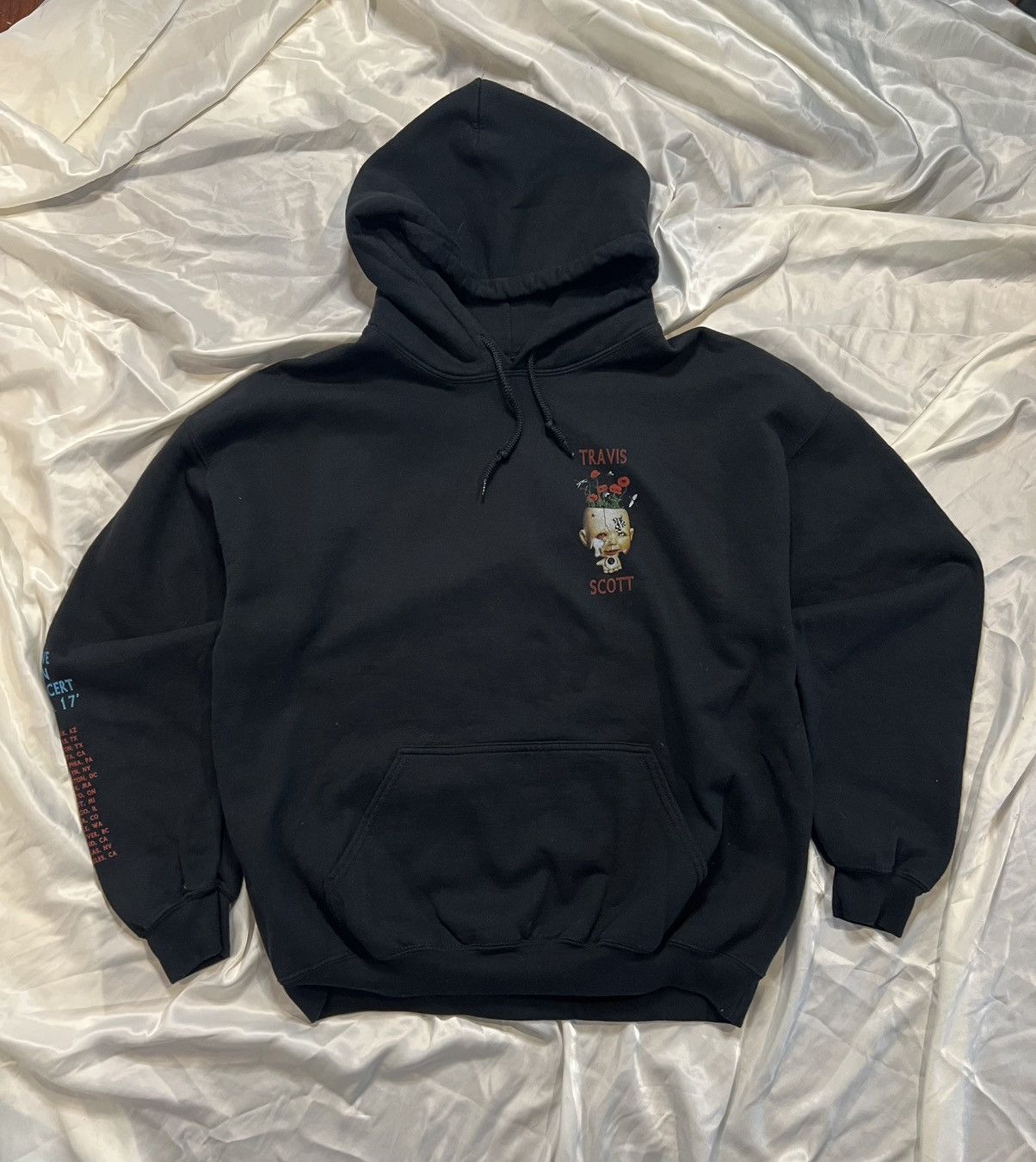 Travis Scott Travis Scott Exclusive Tour Concert Hoodie 2017 Size US L / EU 52-54 / 3 - 1 Thumbnail