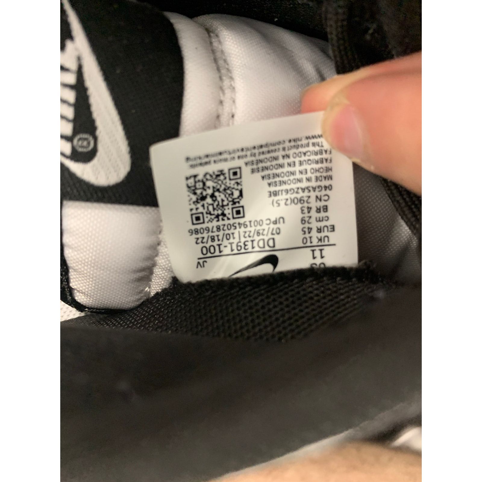 Nike Nike Dunk Low Retro White Black Panda Size 11 NEW SHIPS NOW Size US 11 / EU 44 - 7 Thumbnail