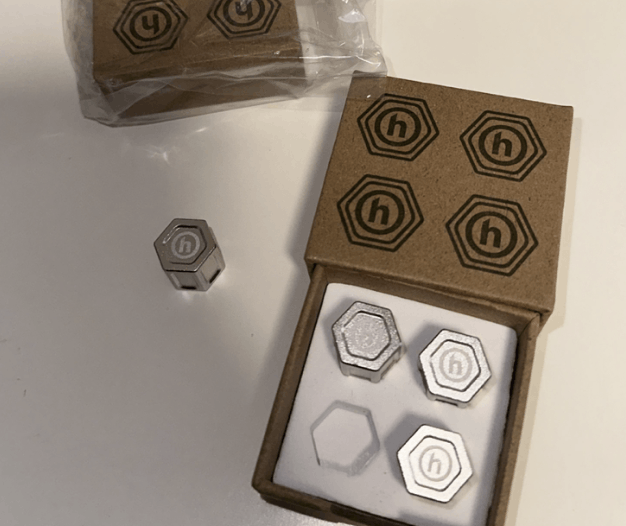 HIDDEN Hidden NY Valve Cap- Silver Size ONE SIZE - 3 Thumbnail