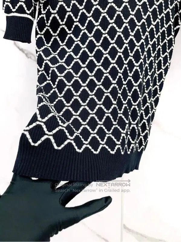 Chanel Chanel Logo Cotton Short Sleeve T-shirt . Size S / US 4 / IT 40 - 4 Thumbnail