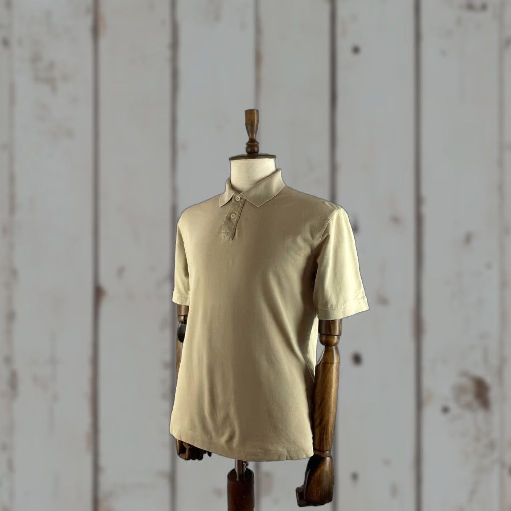 Valentino Valentino Polo Shirt Mens Size L Beige Cotton Short Sleeve Collared Button Shirt Polo Size US L / EU 52-54 / 3 - 1 Thumbnail