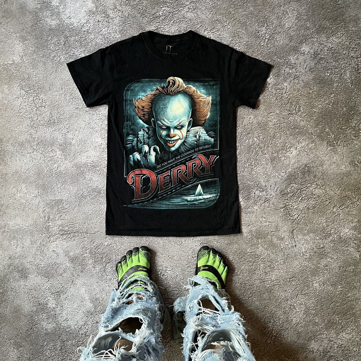 Vintage Vintage Y2K Horror Graphic Tee Clown Dark Streetwear Faded S Size US S / EU 44-46 / 1 - 1 Thumbnail