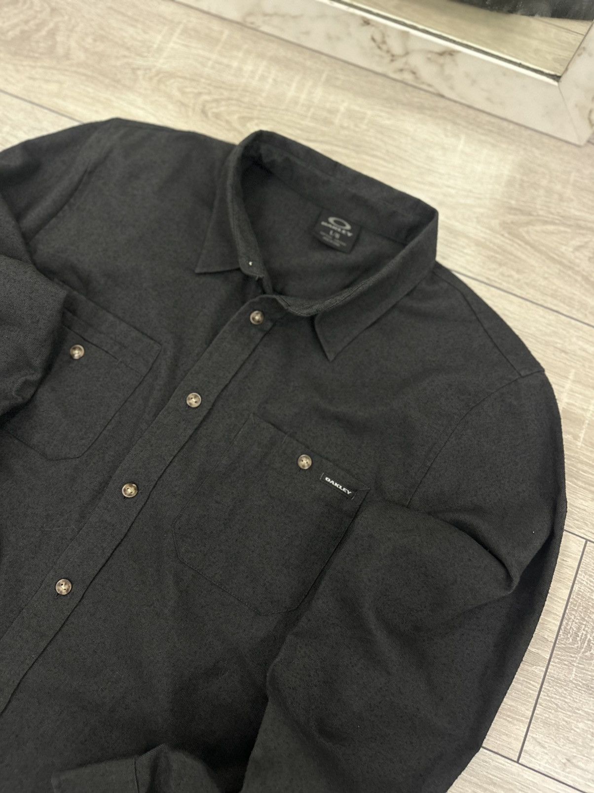 Oakley Oakley Vintage Shirt Y2K Vintage Outdoor Style Size US L / EU 52-54 / 3 - 4 Thumbnail