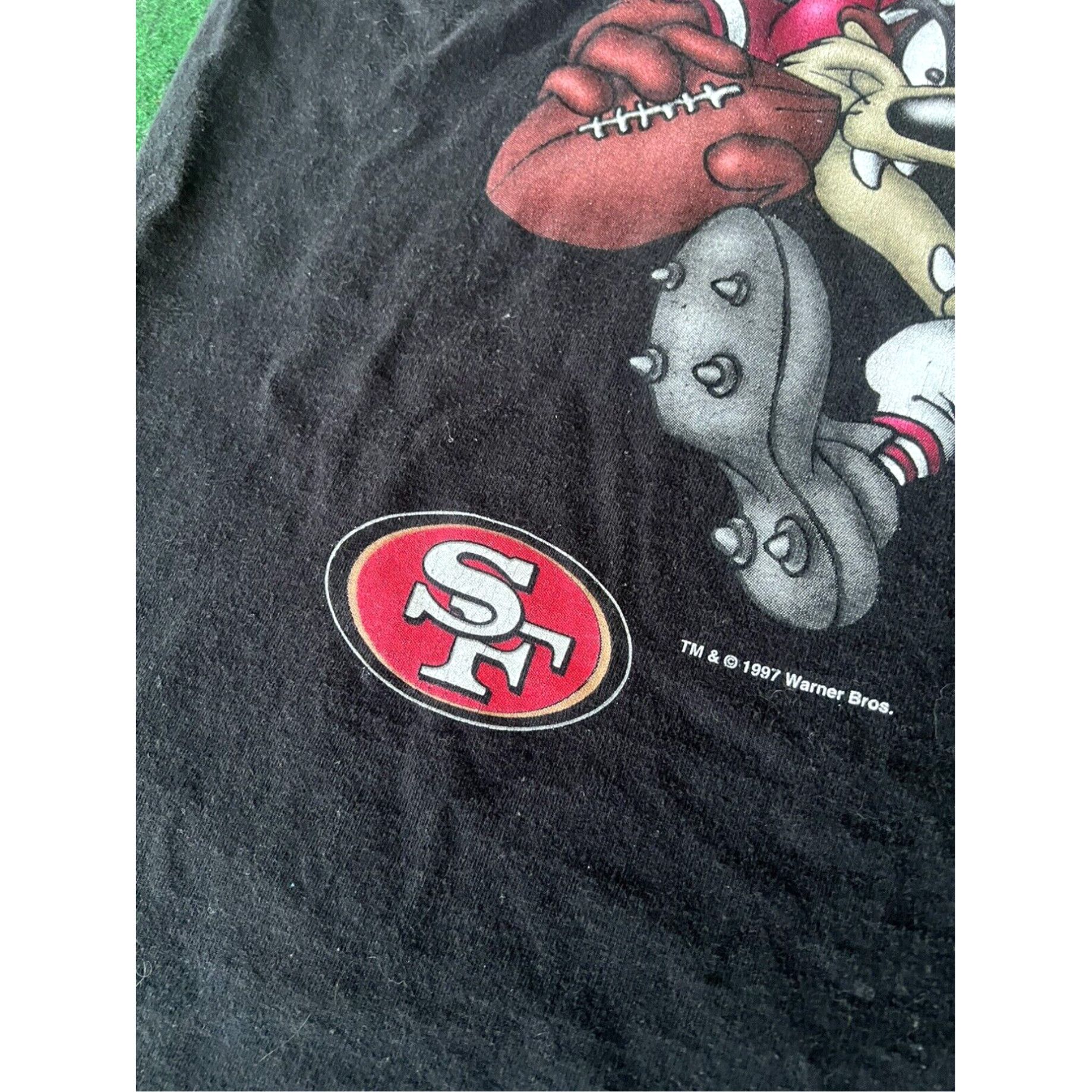 Fruit Of The Loom Vintage 1997 San Francisco 49ers Looney Tunes Taz T-Shirt XL Single Stitch Size US XL / EU 56 / 4 - 4 Thumbnail