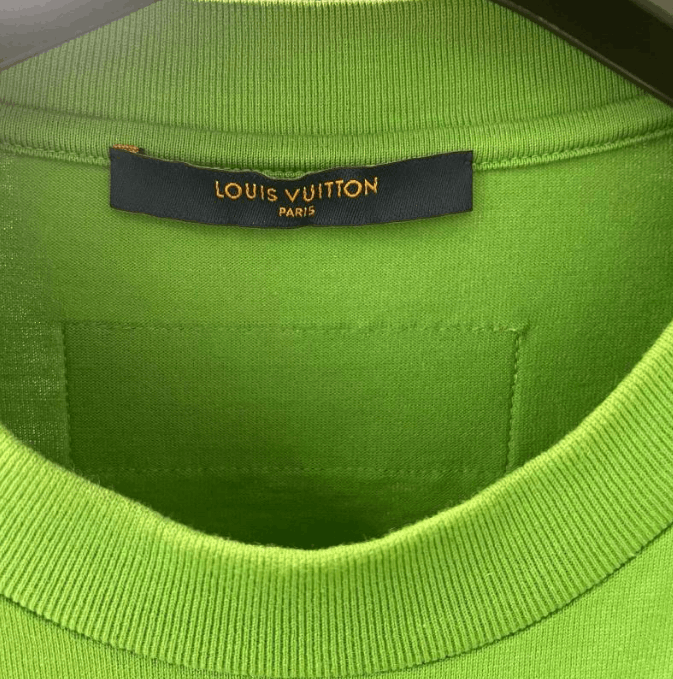 Louis Vuitton Louis Vuitton short-sleeve T-shirt s0eu Size US S / EU 44-46 / 1 - 3 Thumbnail