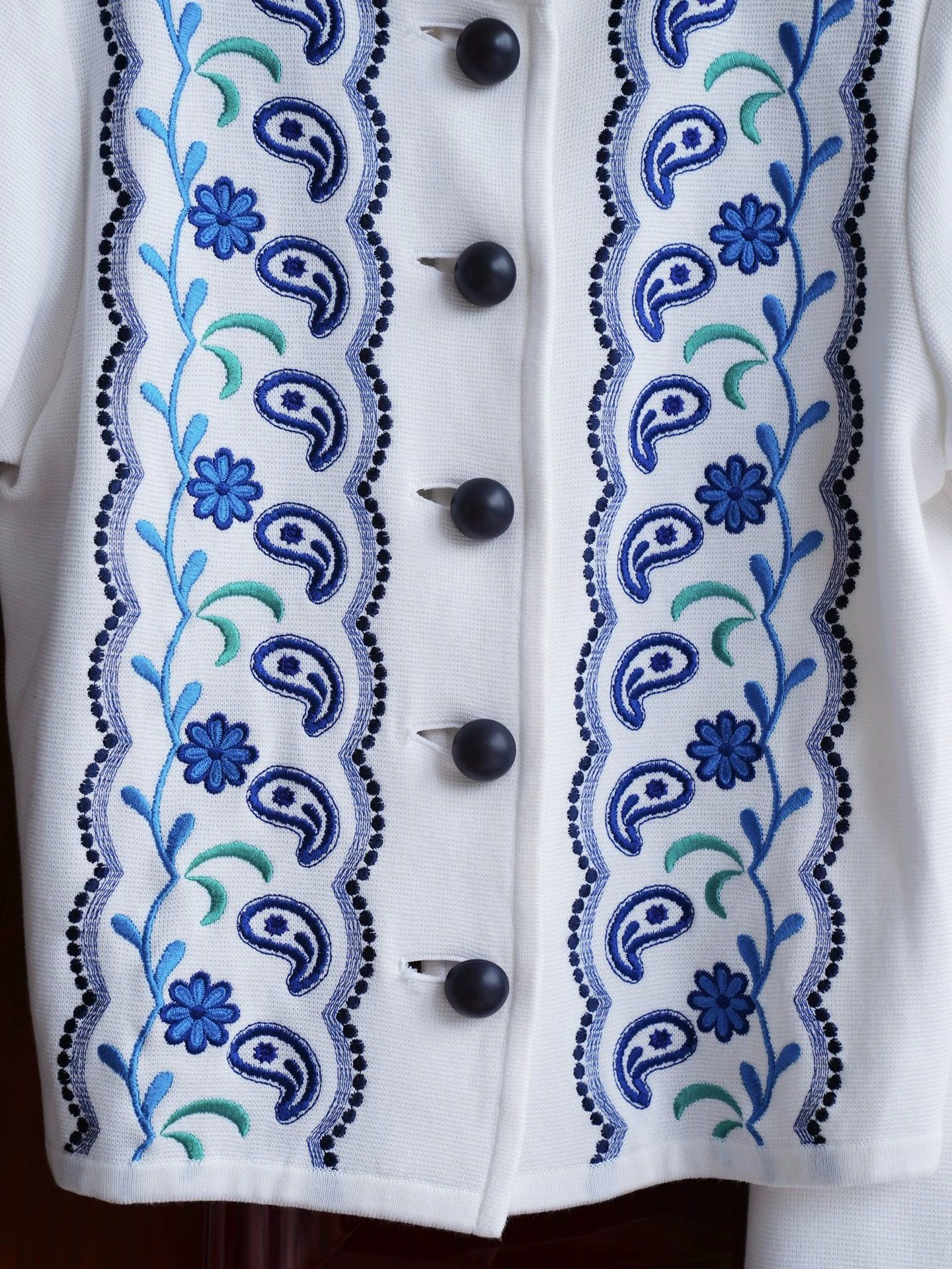 Yves Saint Laurent YSL Vintage Knit Embroidered Short Sleeve Top Skirt Set S-M Size M / US 6-8 / IT 42-44 - 8 Thumbnail