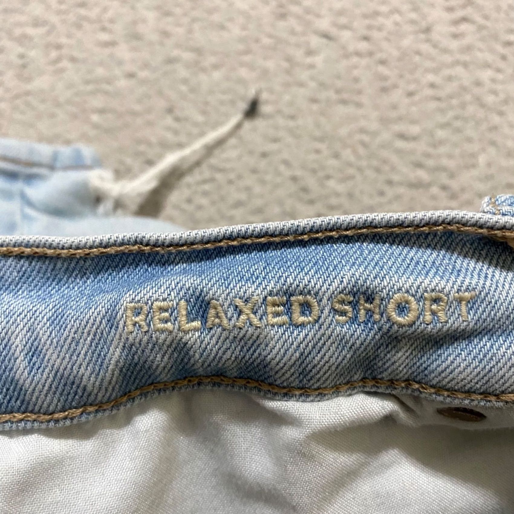 American Eagle Outfitters American Eagle Outfitters Womens Jeans Shorts Blue Denim Distressed Cut-Off 3" Inseam 8 Regular XS? Size 30" / US 8 / IT 44 - 4 Thumbnail