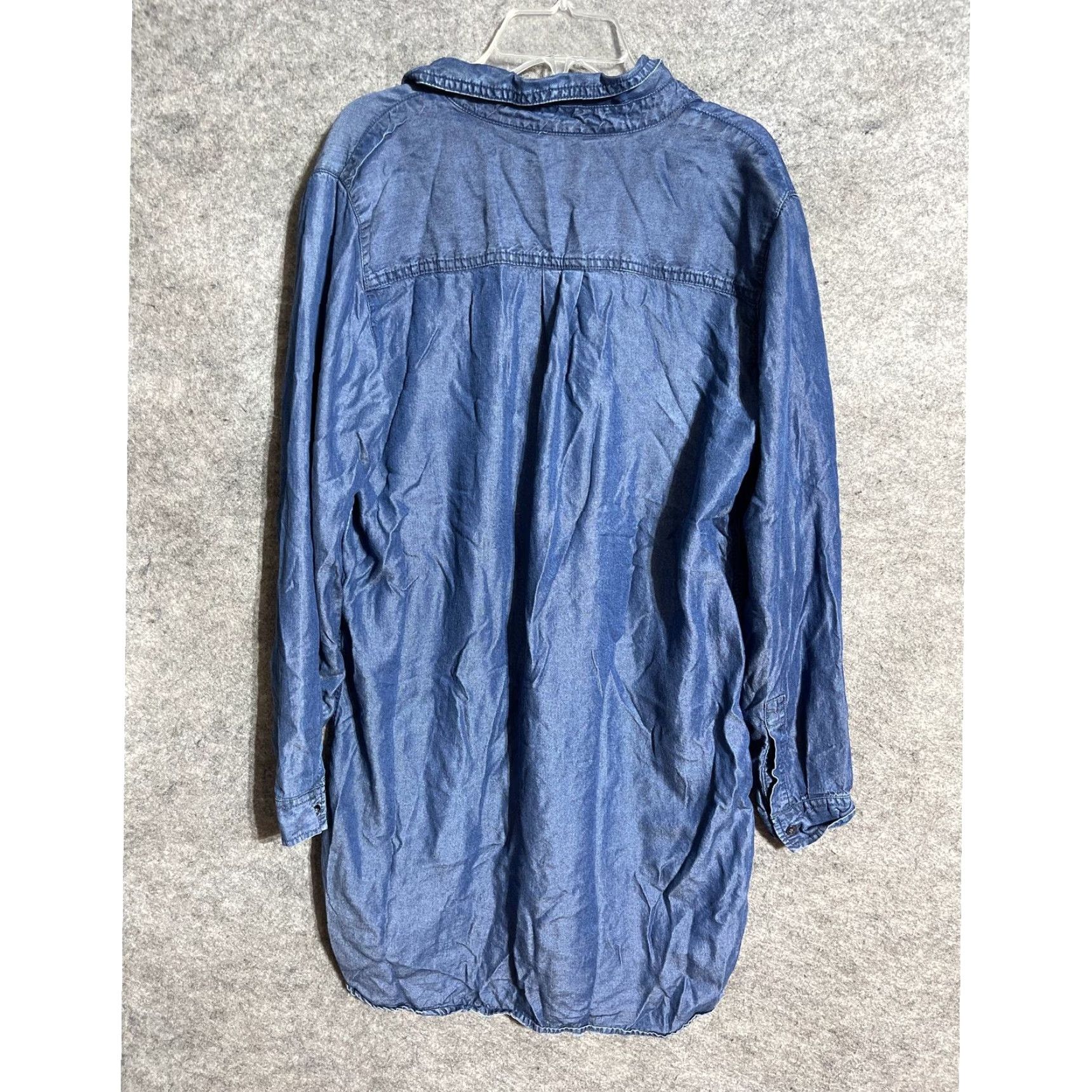 Gap **Gap Denim Popover Dress Blue Womens Long Sleeve** User: Gap Denim Popover Dress Blue Womens Long Sleeve Size M / US 6-8 / IT 42-44 - 2 Thumbnail
