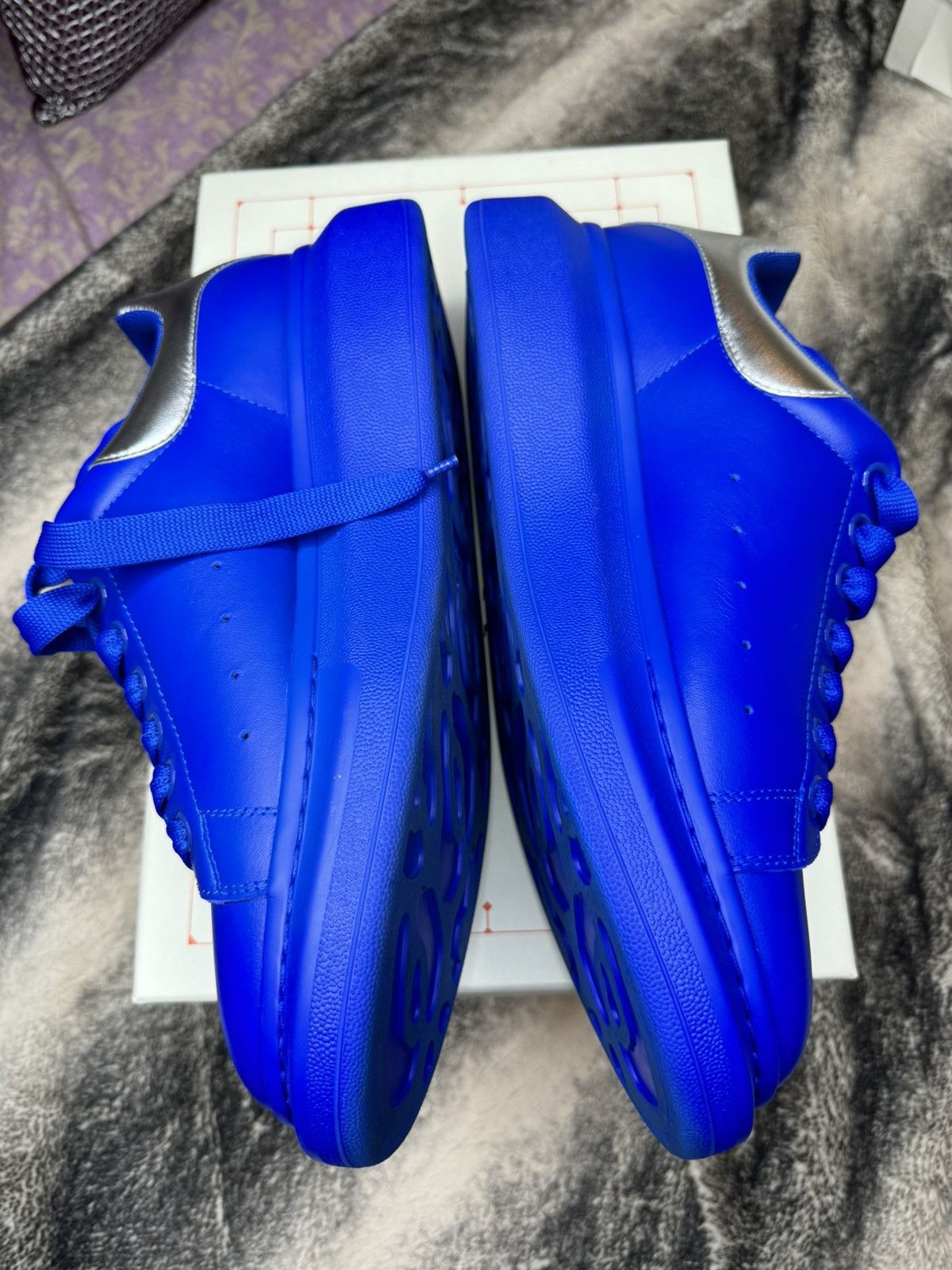 Alexander McQueen Alexander McQueen River Calf Sneakers Size US 11 / EU 44 - 11 Thumbnail