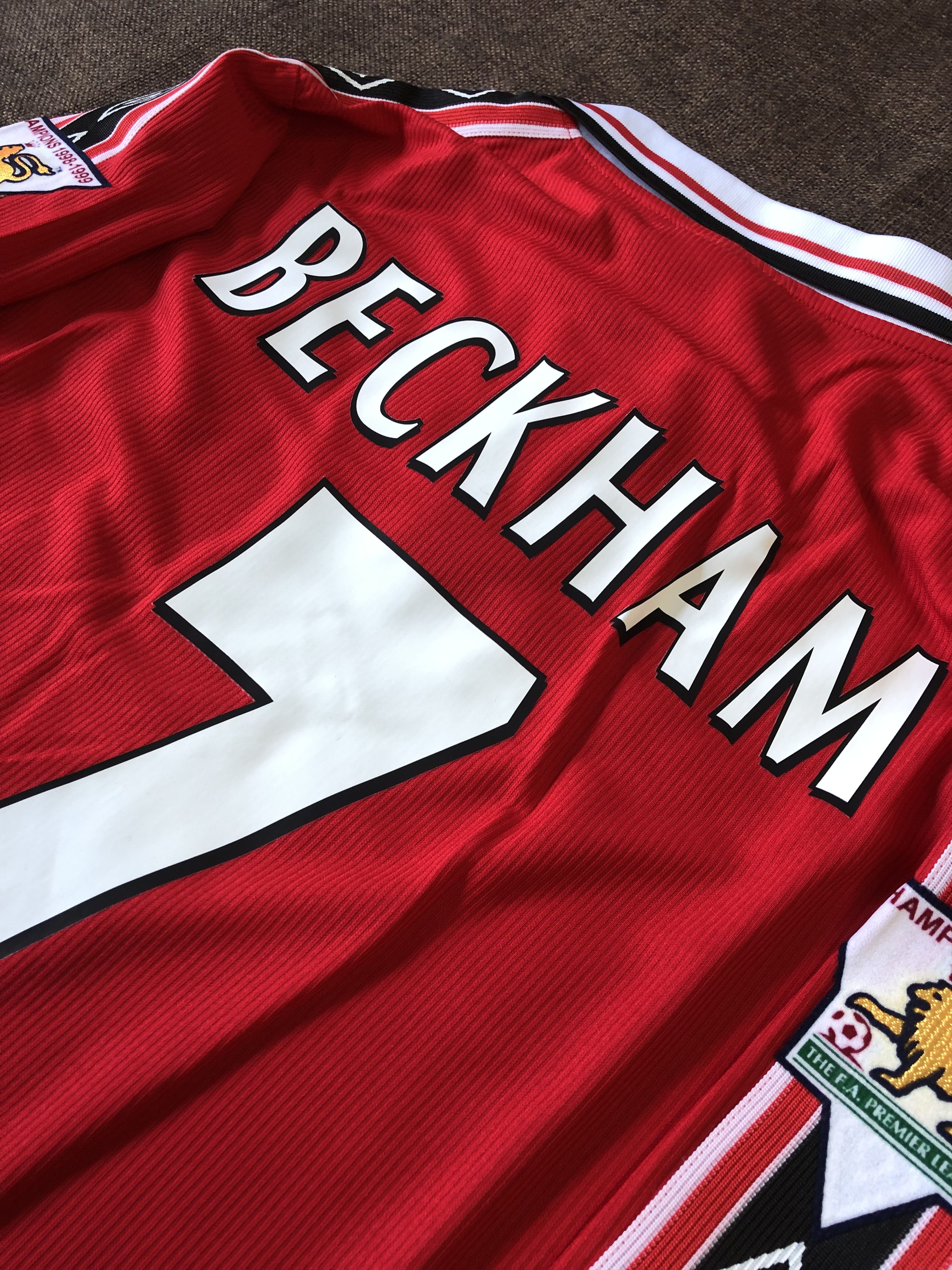Vintage 1998-99 Manchester Home Beckham Vintage Jersey Size US L / EU 52-54 / 3 - 5 Thumbnail