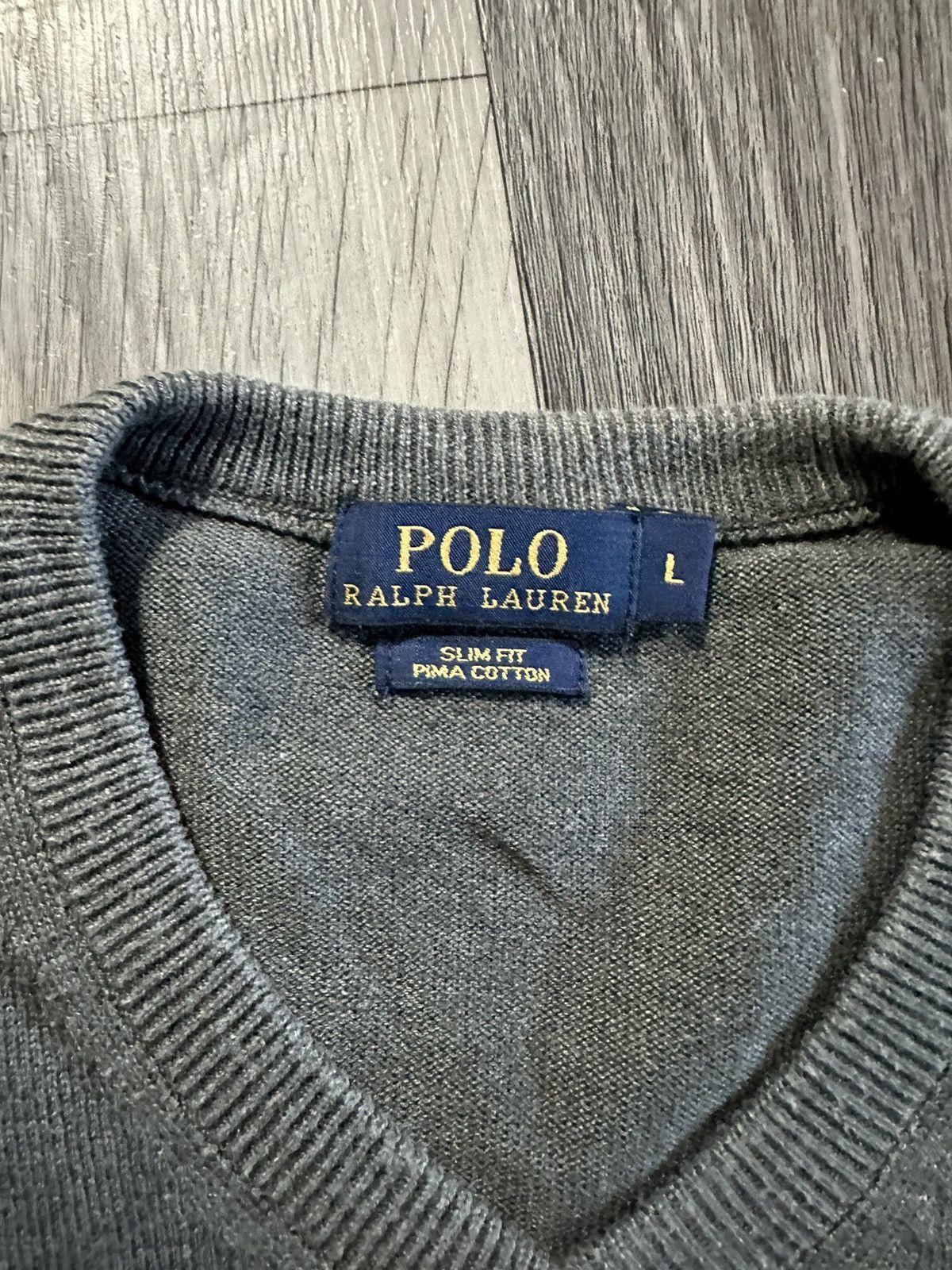 Polo Ralph Lauren Polo Ralph Lauren Grey V neck vintage Sweater size L Size US L / EU 52-54 / 3 - 3 Thumbnail