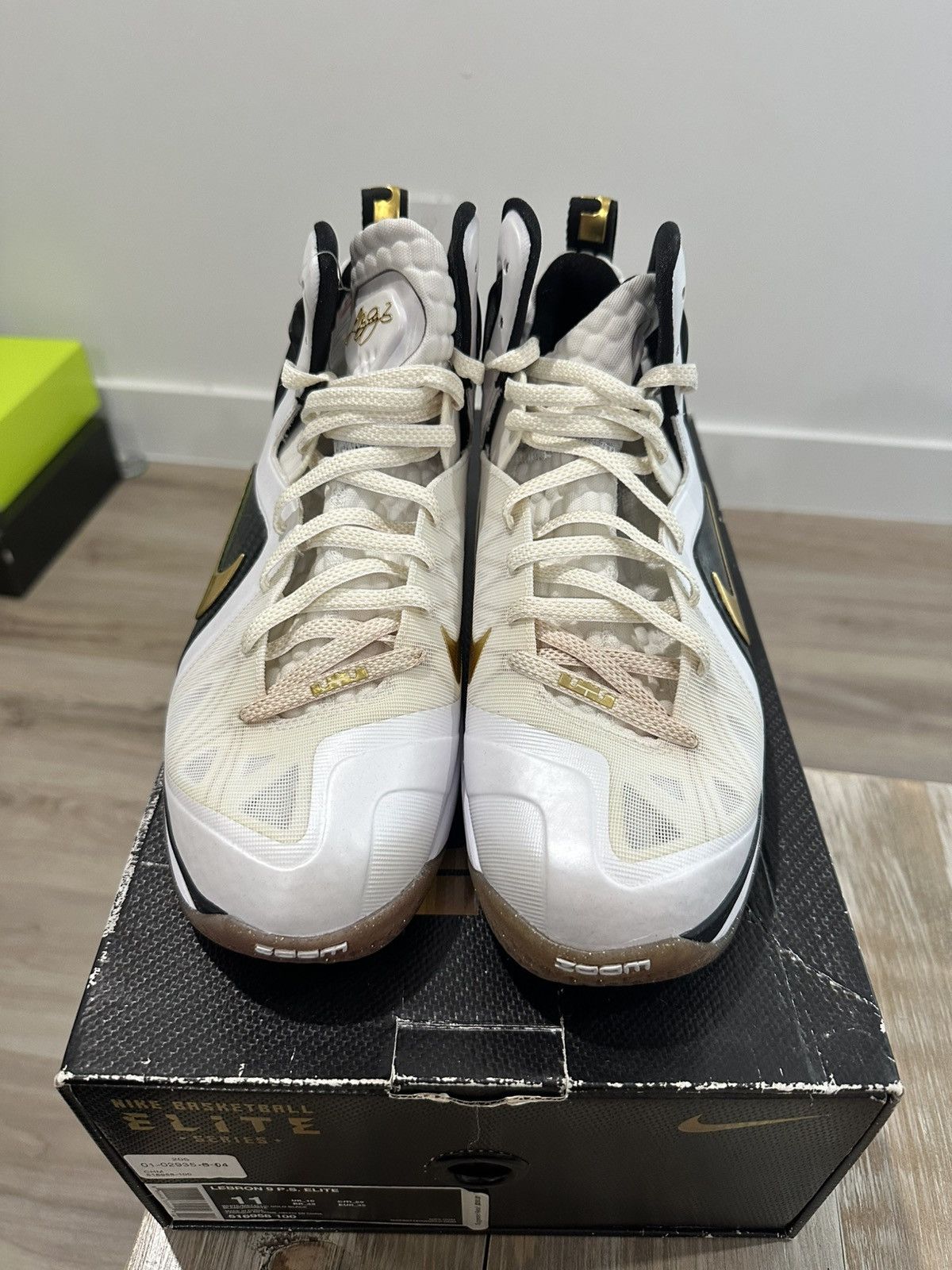 Nike Lebron 9 Elite White Home Size 11 DS Size US 11 / EU 44 - 2 Thumbnail