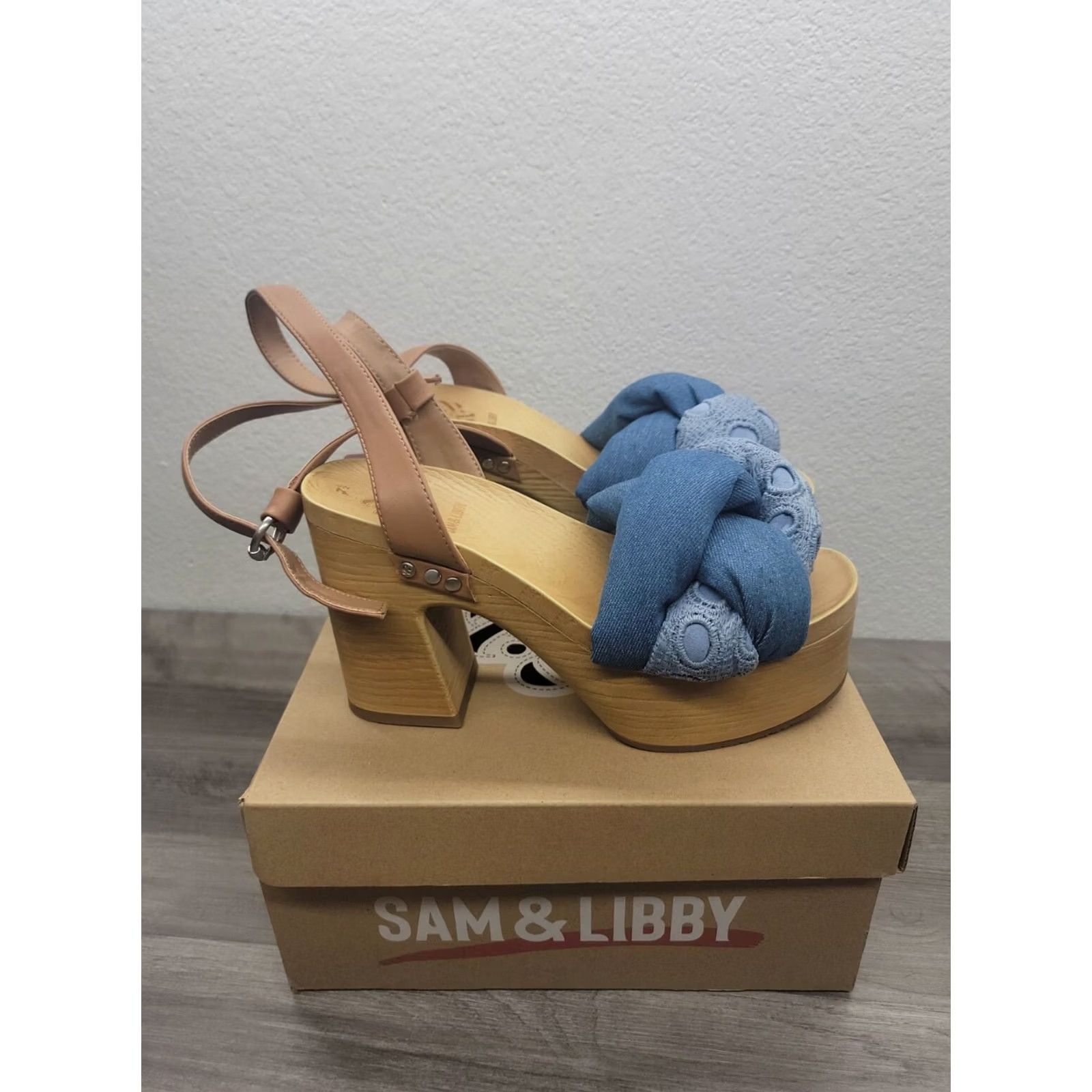 Vintage Sam Libby Platform Sandal Women's SIZE 7.5 Cassandra Puffy Indigo Heels Sandal Women 7.5 Indigo Platform Sam & Libby Womens Shoes Size US 8 / IT 38 - 6 Thumbnail