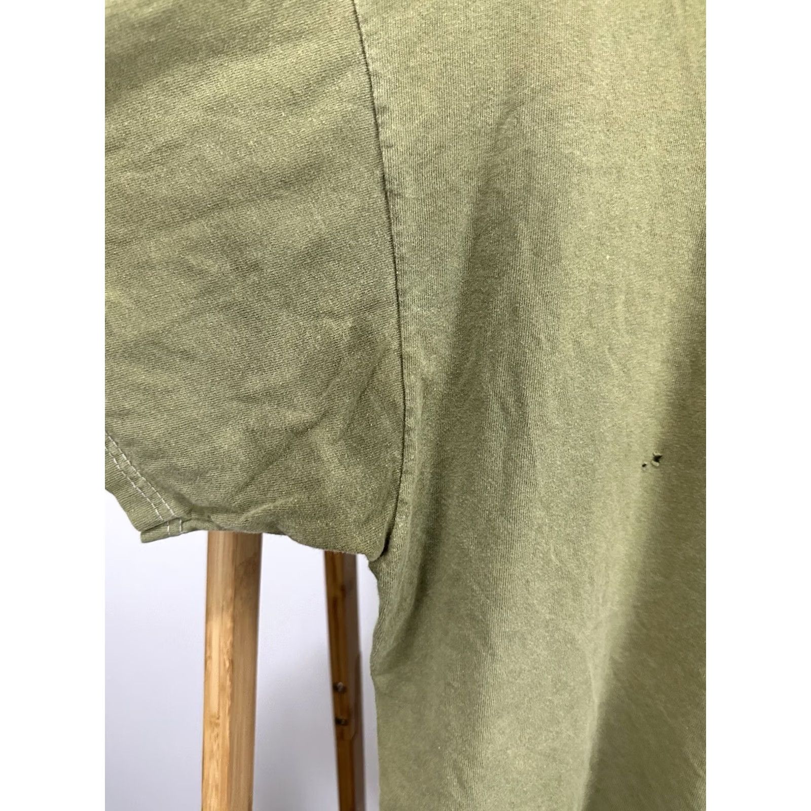 Fruit Of The Loom VTG Green Day American Idiot Myspace Era Worn Thrashed T-Shirt Size XL Shirt Mens Green Punk Rock TS XL Distressed Thrashed Emo 90s Size US XL / EU 56 / 4 - 7 Thumbnail