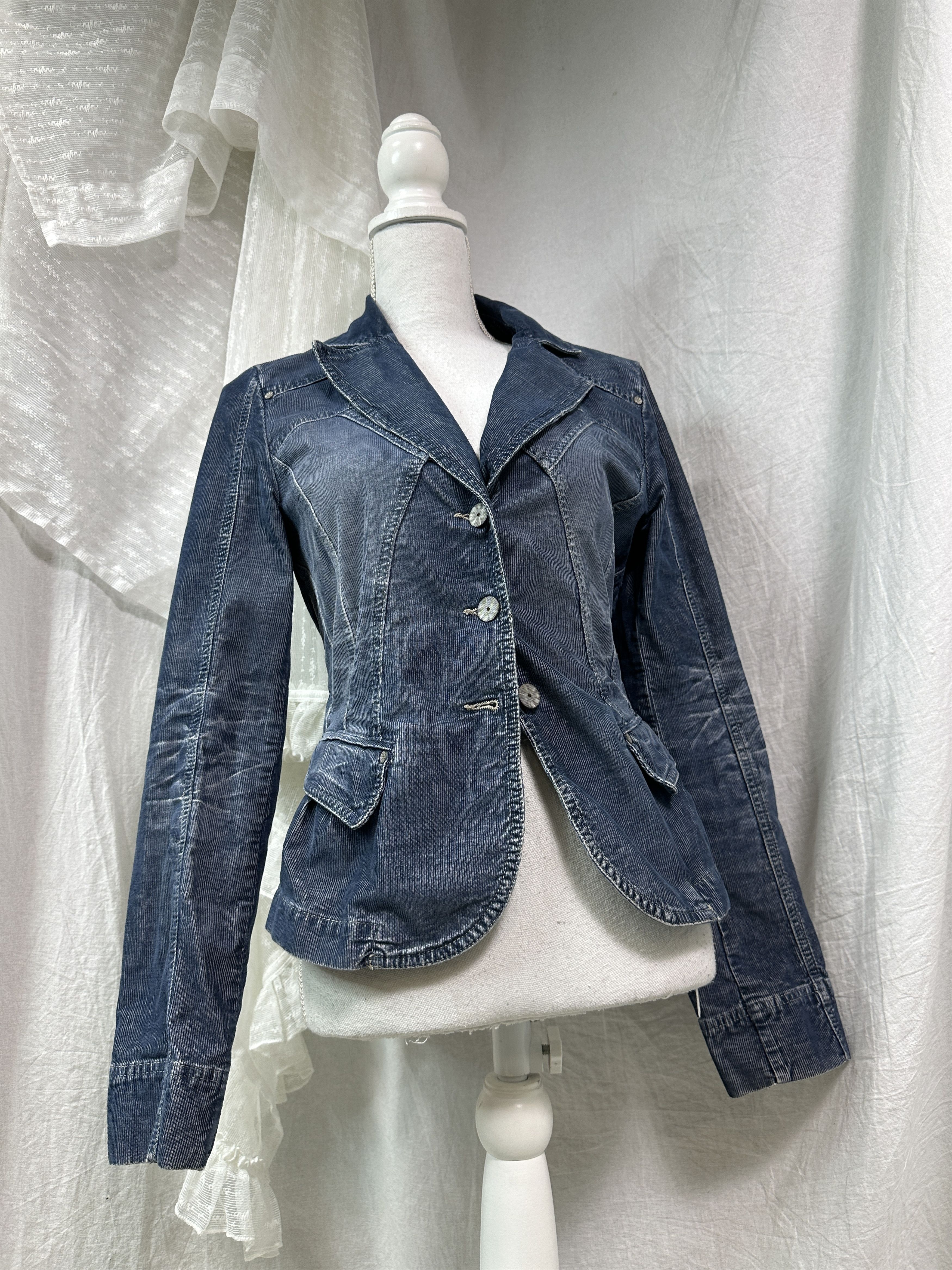 Vintage Vintage Corduroy Fitted Denim Styled Blazer/Jacket Y2K Size M / US 6-8 / IT 42-44 - 1 Thumbnail