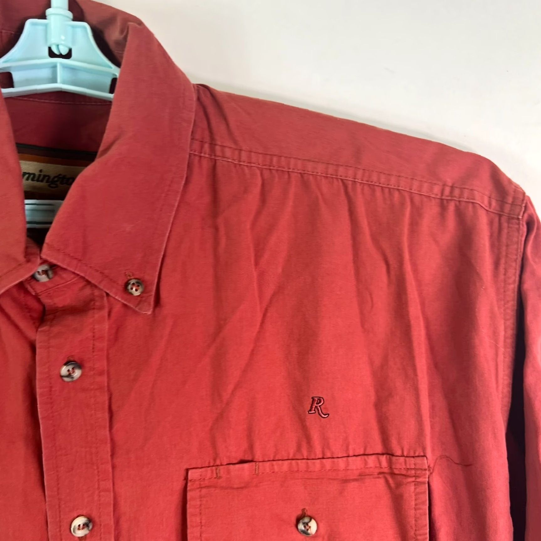 Vintage Remington Button-Down Shirt XL Red Short Sleeve Casual Workwear Men Size US XL / EU 56 / 4 - 3 Thumbnail
