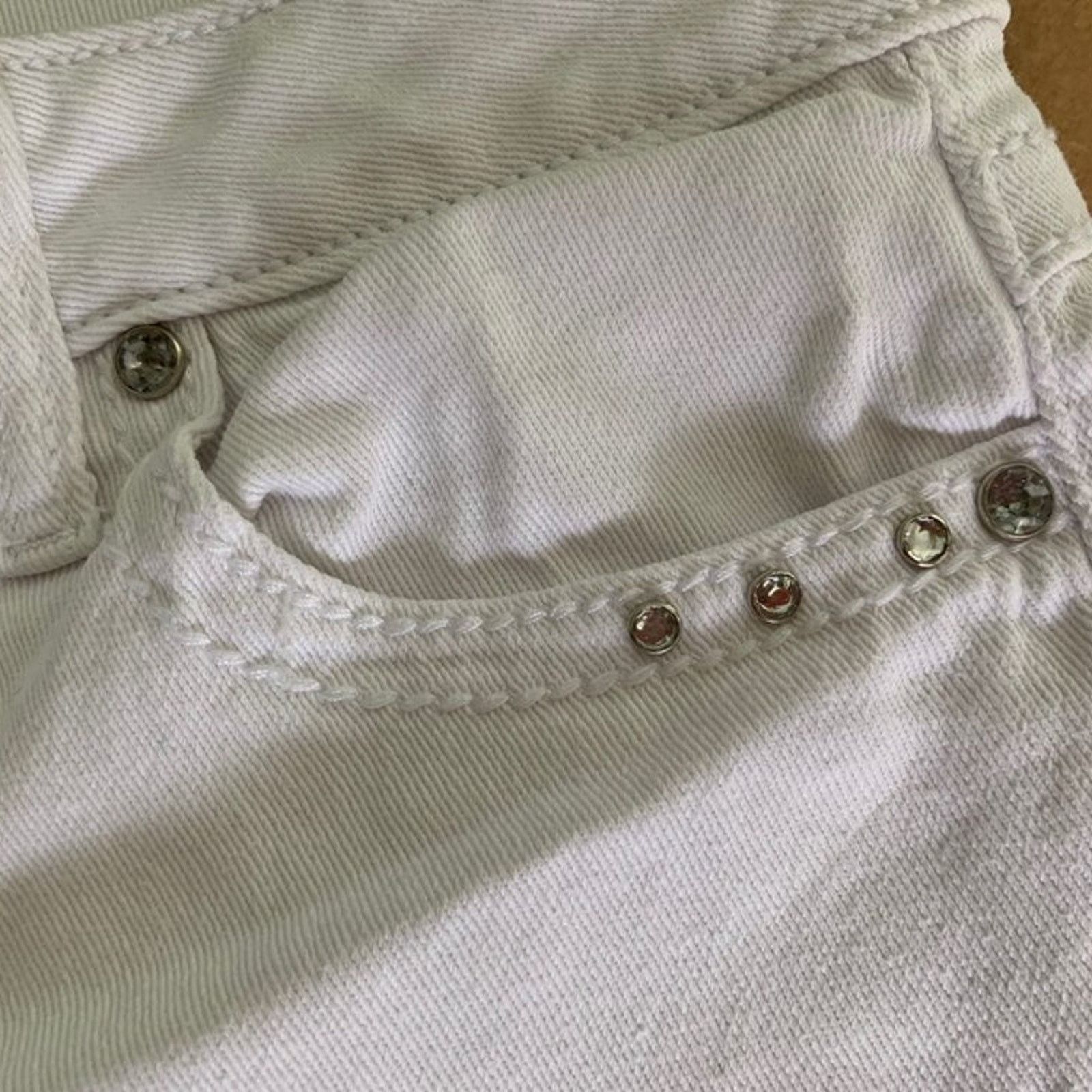 Other Earl Jeans Women's Size 6 Denim Shorts White Diamond Studs Size 28" / US 6 / IT 42 - 6 Thumbnail